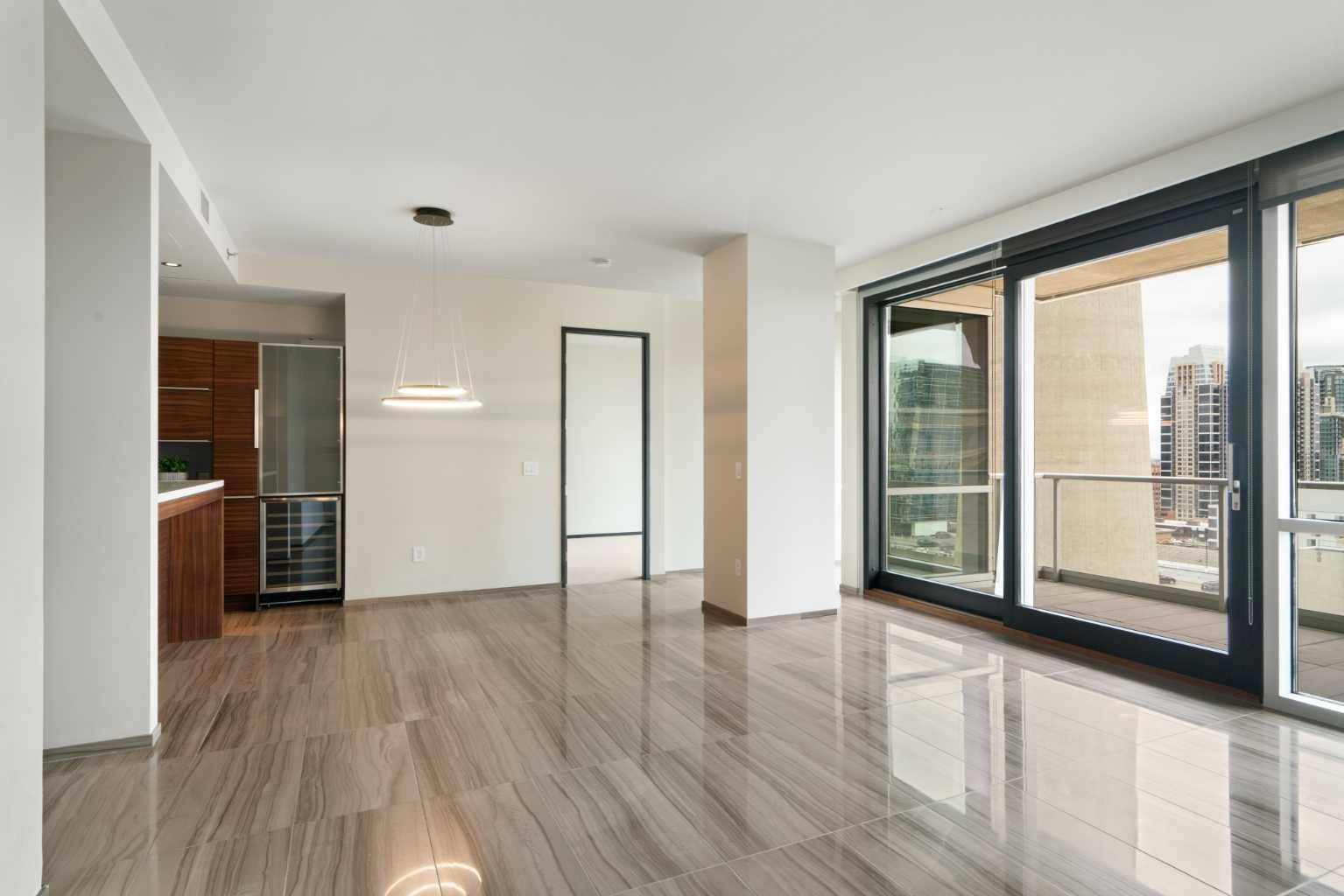 Calgary, AB T2P 3H9,108 9 AVE SW #1506