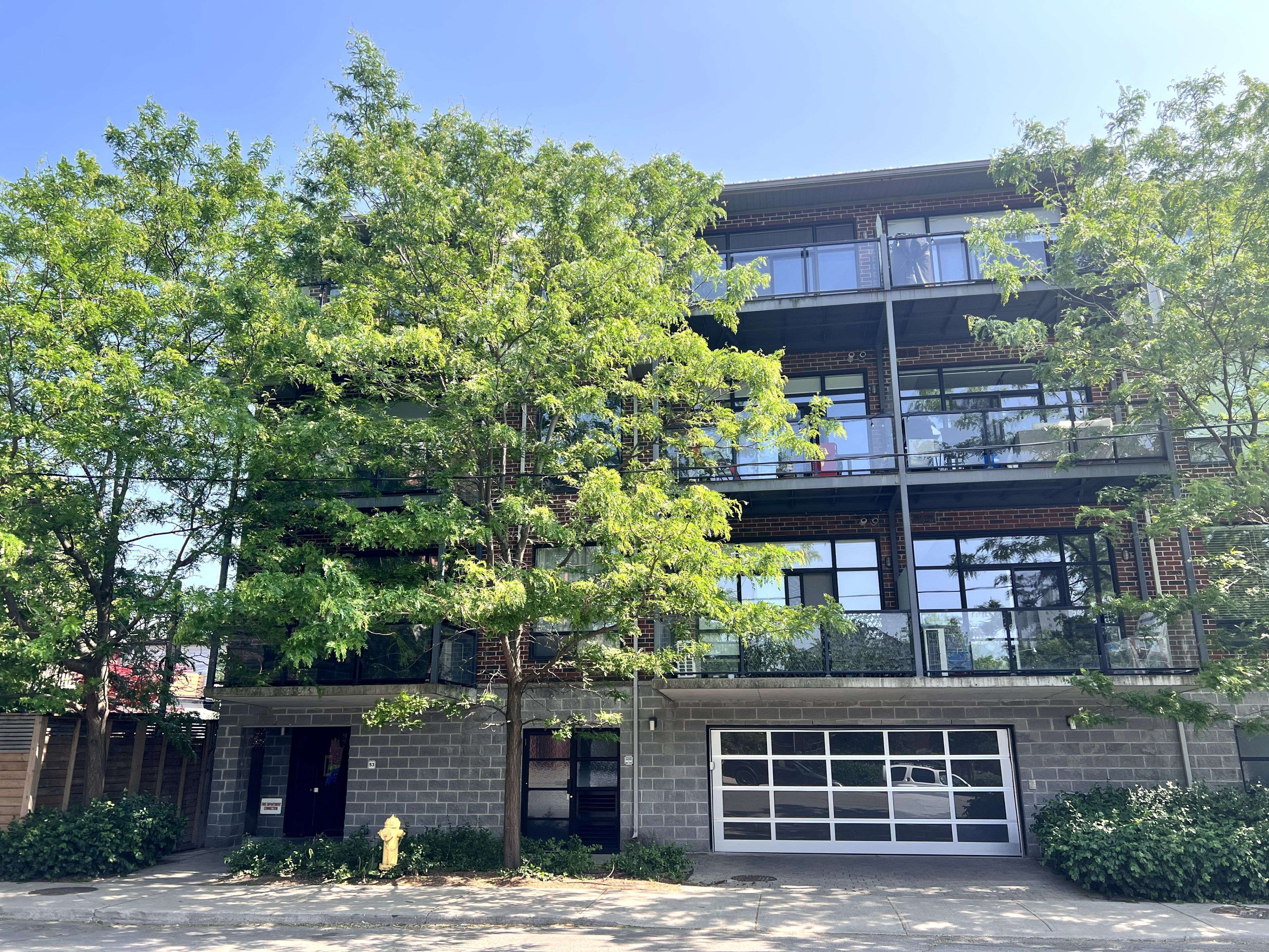 Toronto E01, ON M4M 1N6,53 Colgate AVE #403
