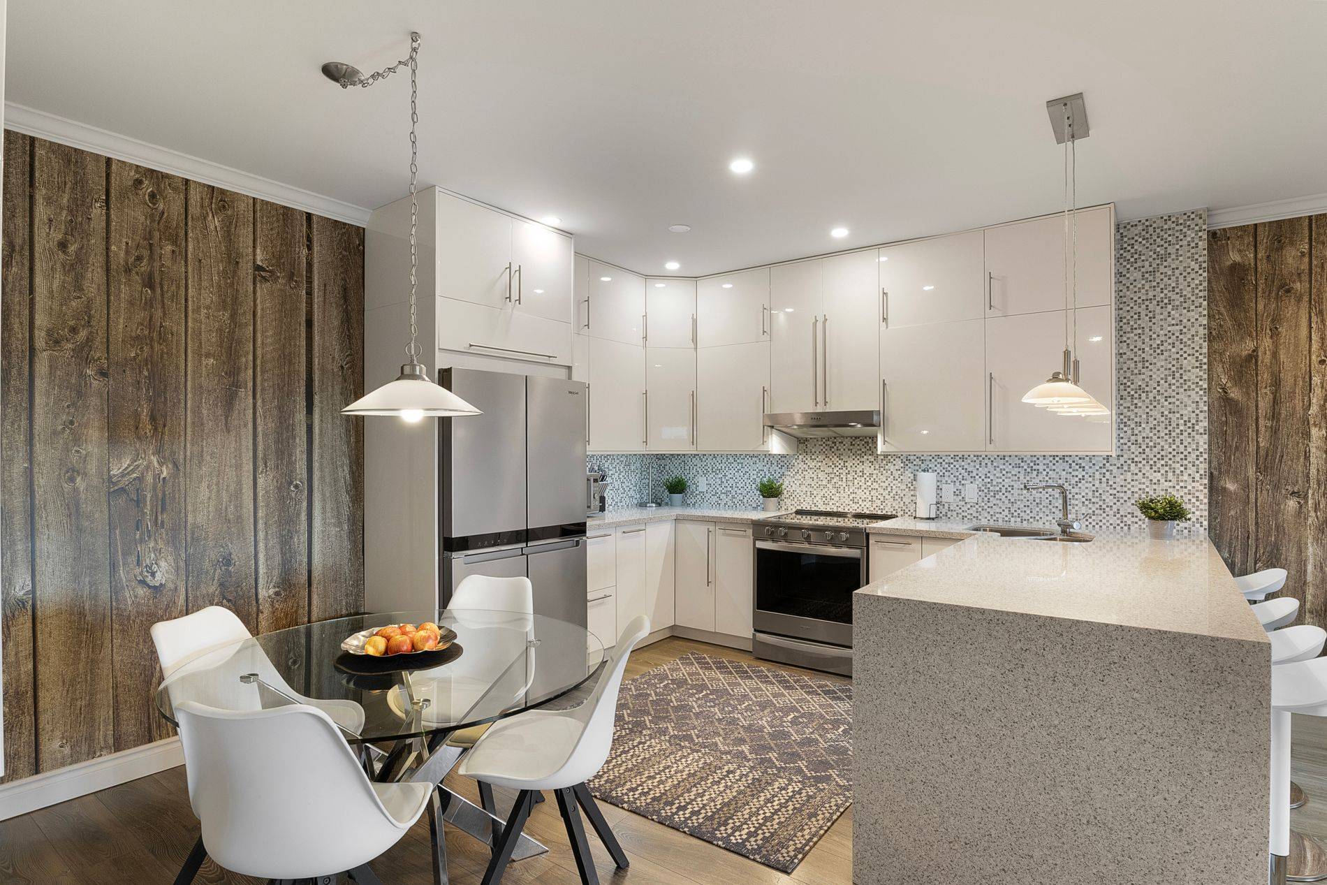 Guelph, ON N1E 7H7,60 Wyndham ST S #507