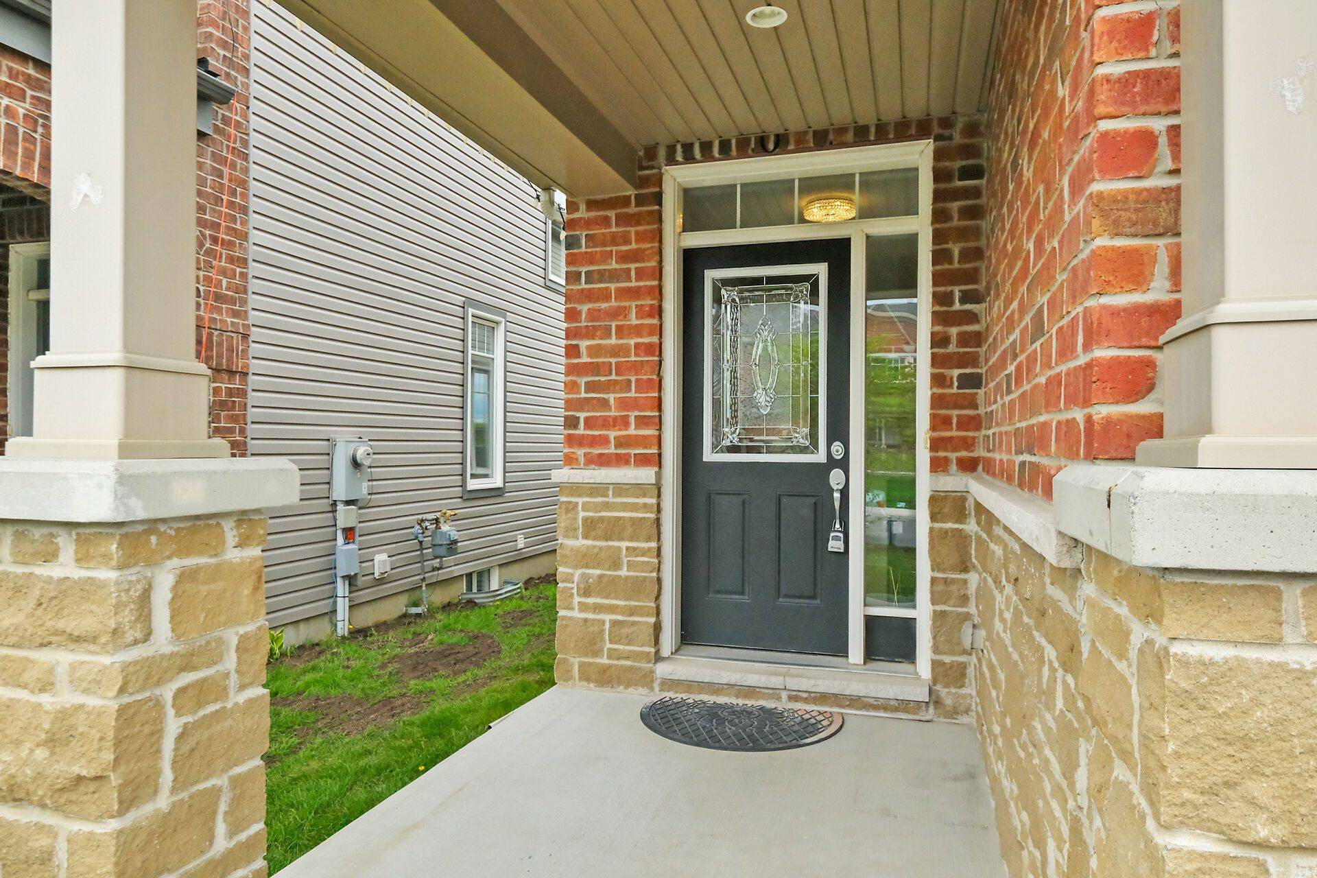 Kanata, ON K2V 0C9,74 Tapadero AVE