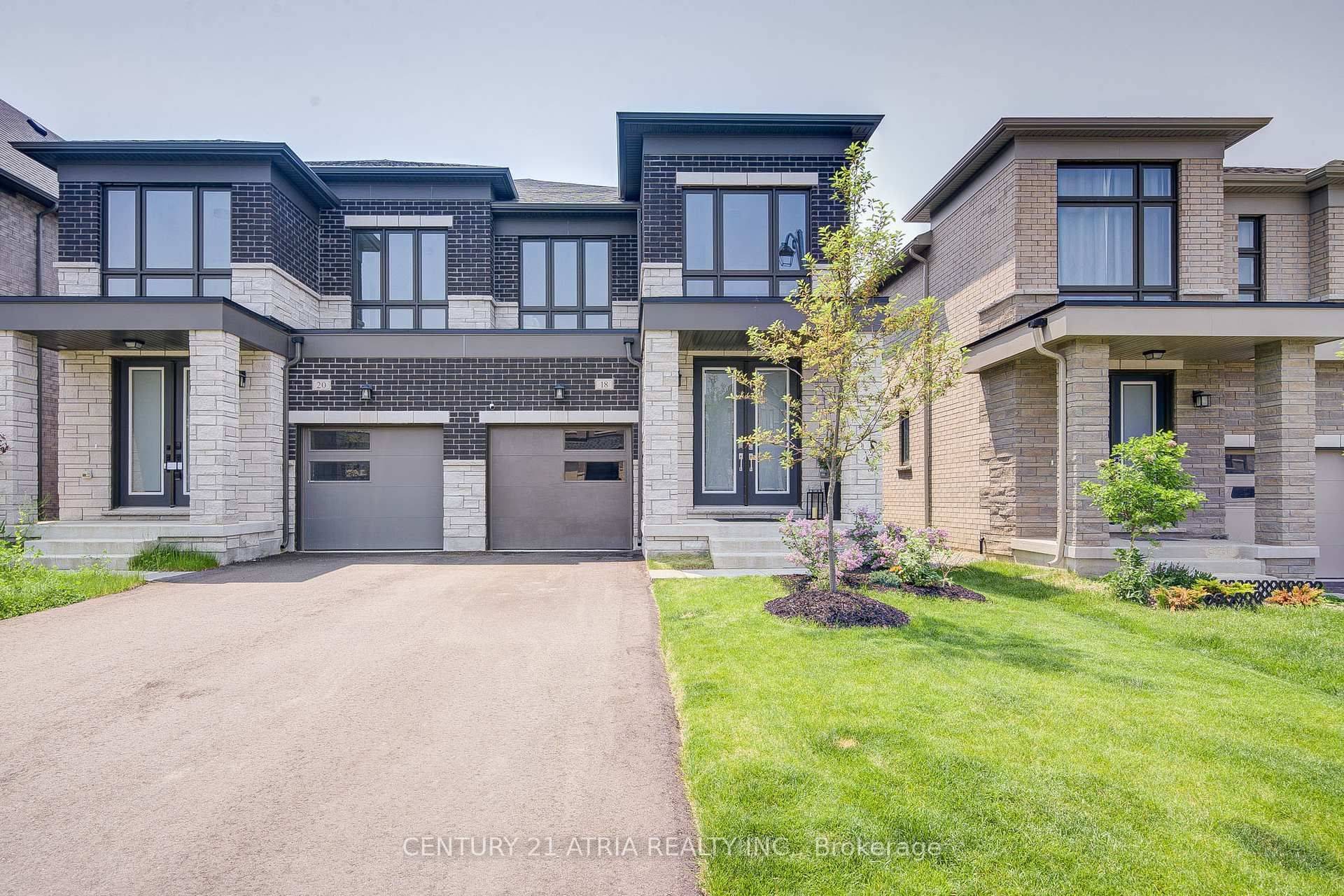 Springwater, ON L9X 2C7,18 Sweet Cicely ST
