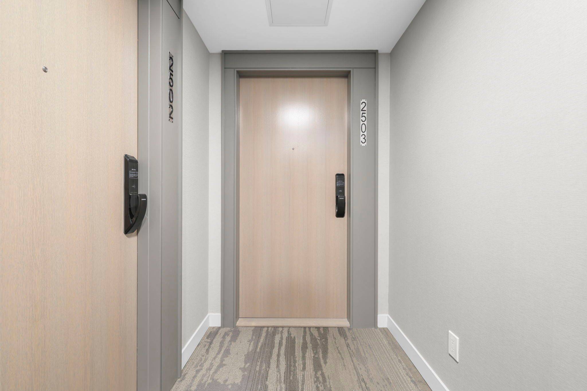Burlington, ON L7R 0G9,370 Martha ST #2503