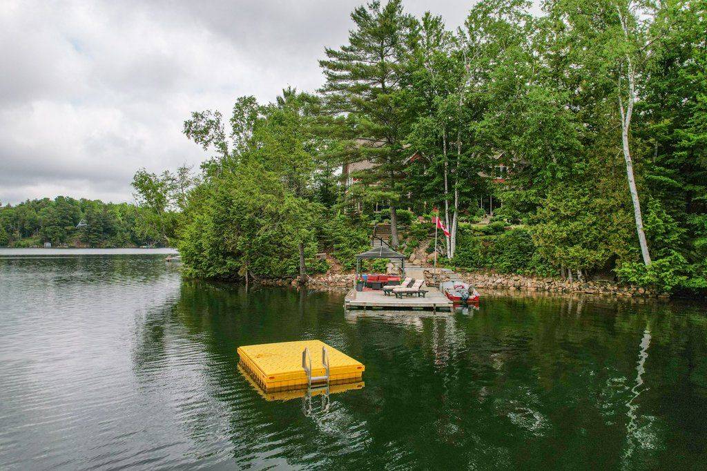 North Kawartha, ON K0L 1A0,32 Shadowood LN
