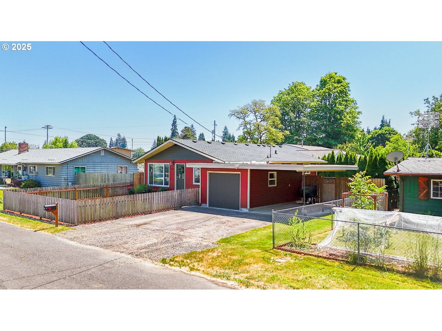 Scappoose, OR 97056,33218 SW DAY ST