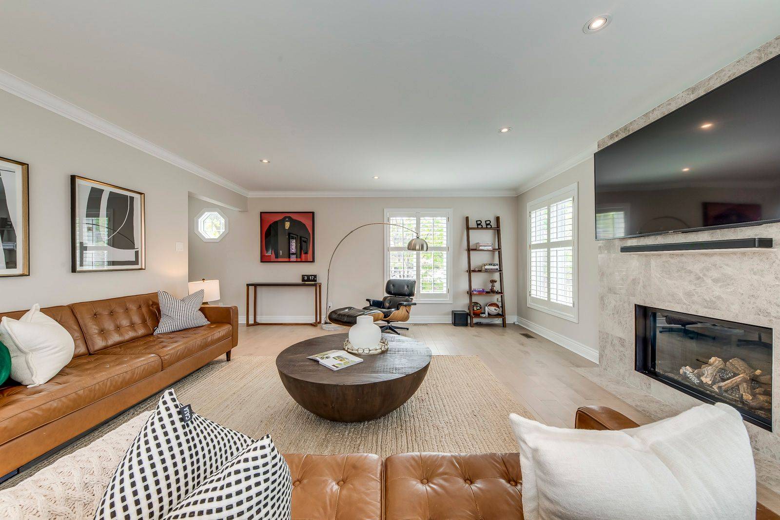 Oakville, ON L6K 3J7,48 Forsythe ST