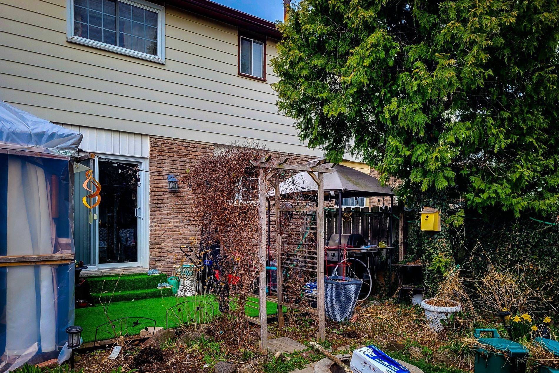 St. Catharines, ON L2N 6C2,30 Lafayette DR