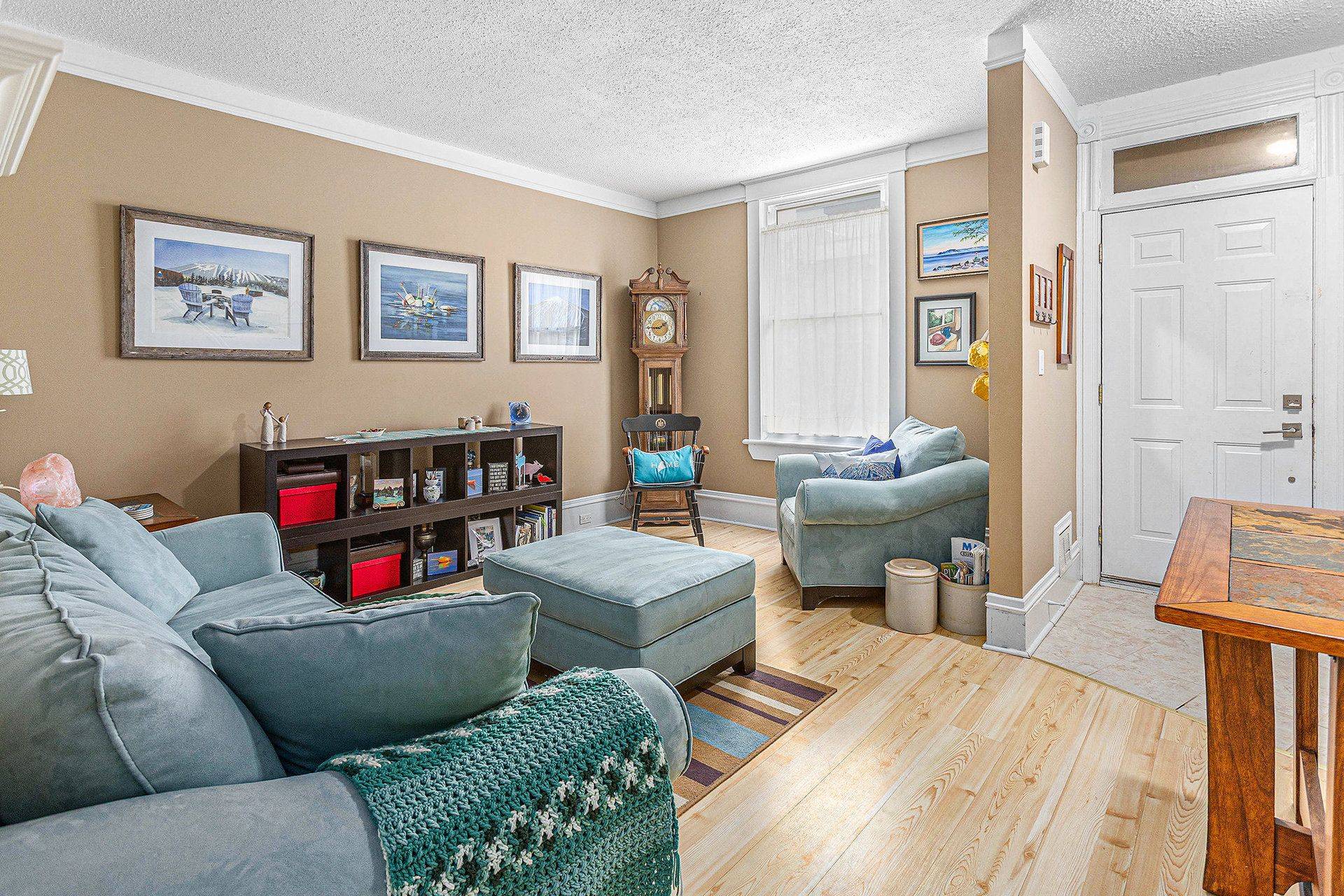 Glebe - Ottawa East And Area, ON K1S 2P1,87 Holmwood AVE