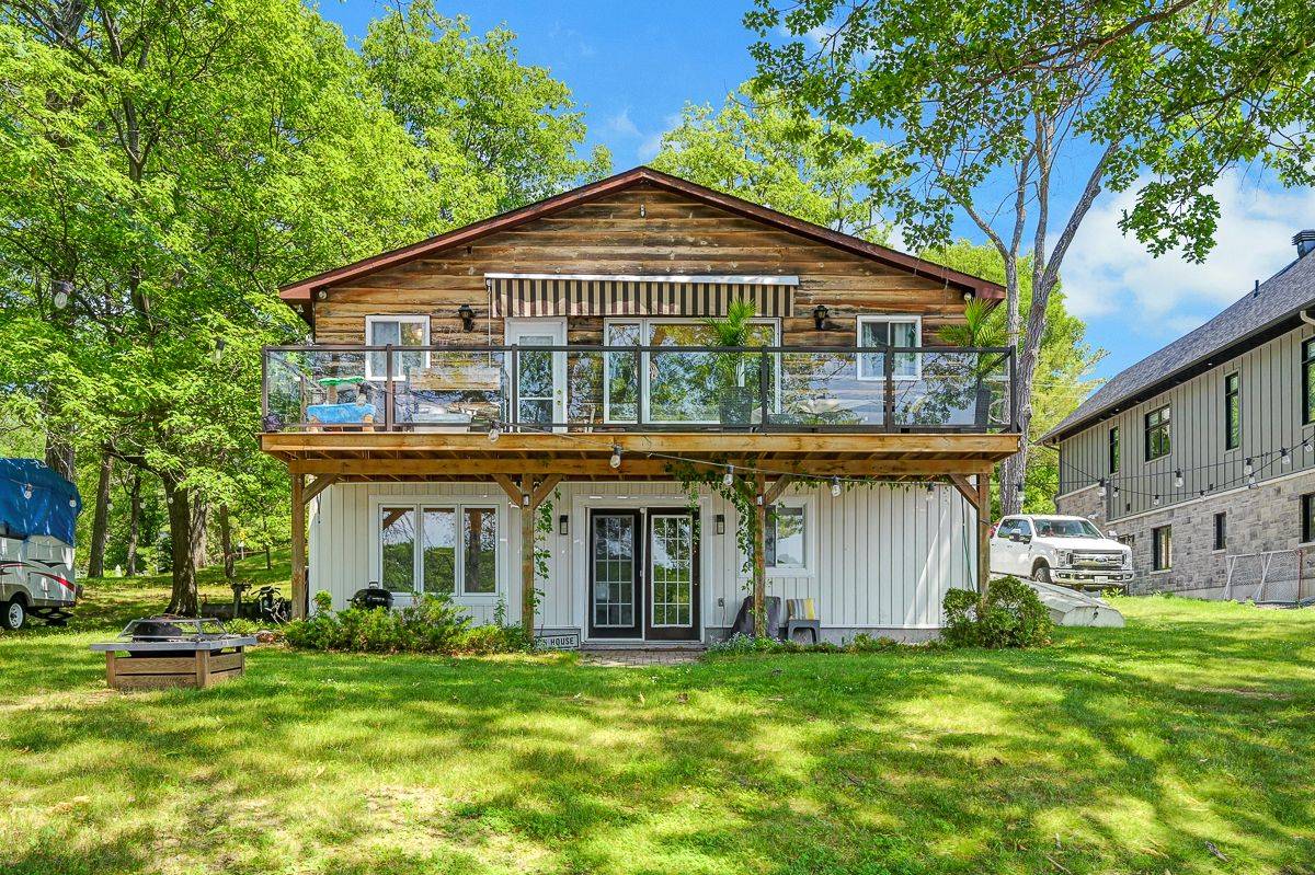 Constance Bay - Dunrobin - Kilmaurs - Woodlawn, ON K0A 3M0,1084 Bayview DR