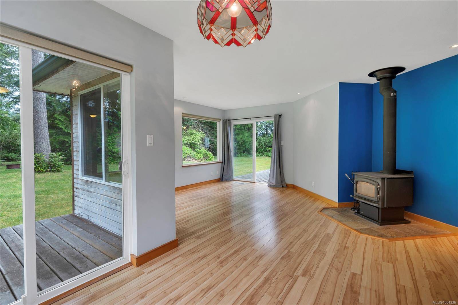Quadra Island, BC V0P 1H0,1531 Schooner Rd