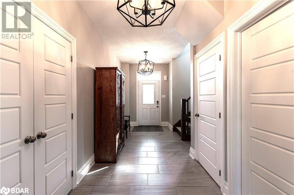 Collingwood, ON L9Y 0Z2,187 Findlay DR