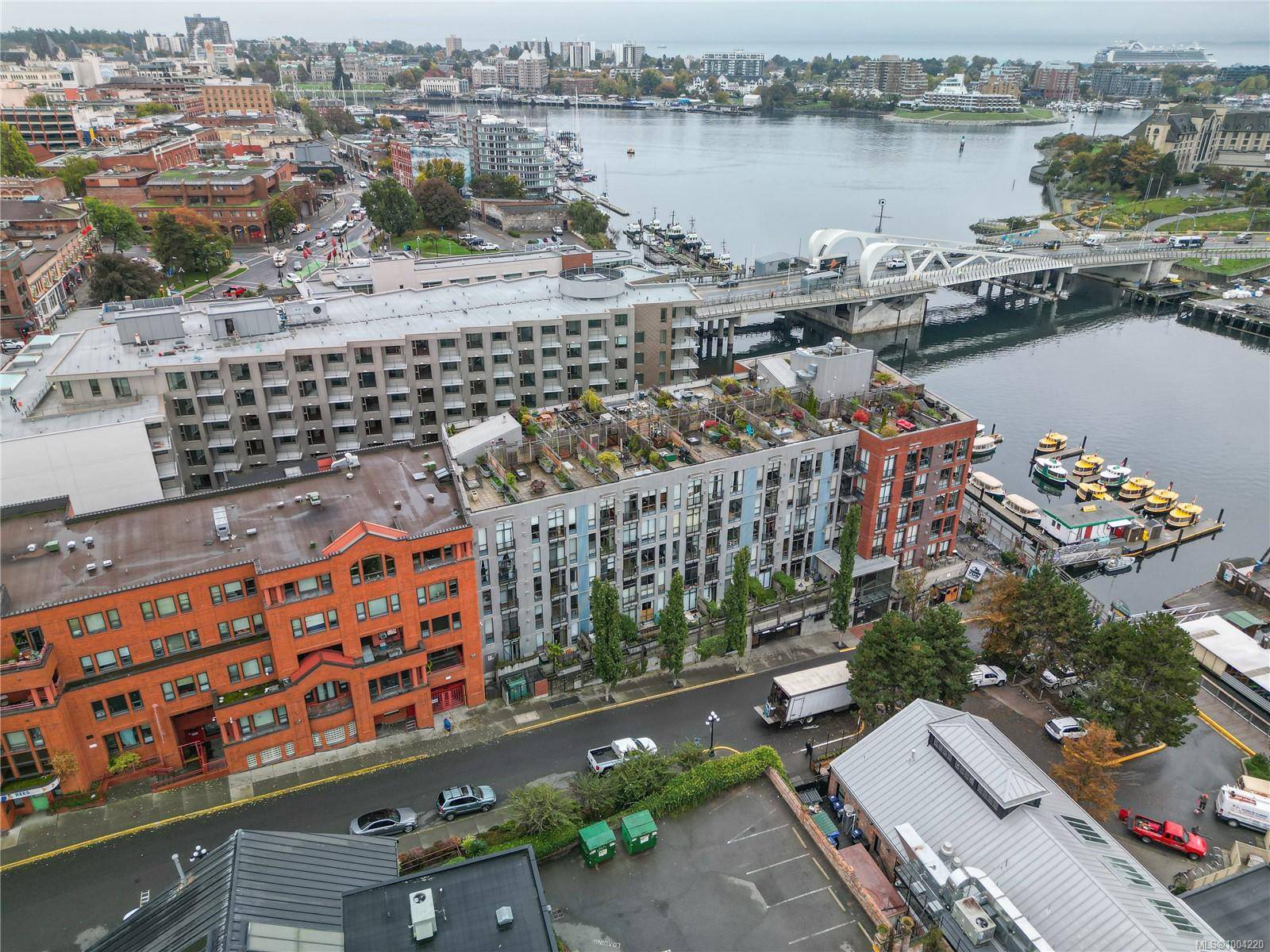 Victoria, BC V8W 1S2,409 Swift St #115