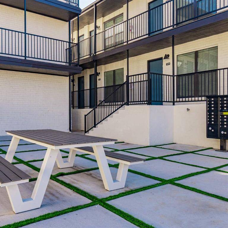 Dallas, TX 75203,606 N Marsalis Avenue #110