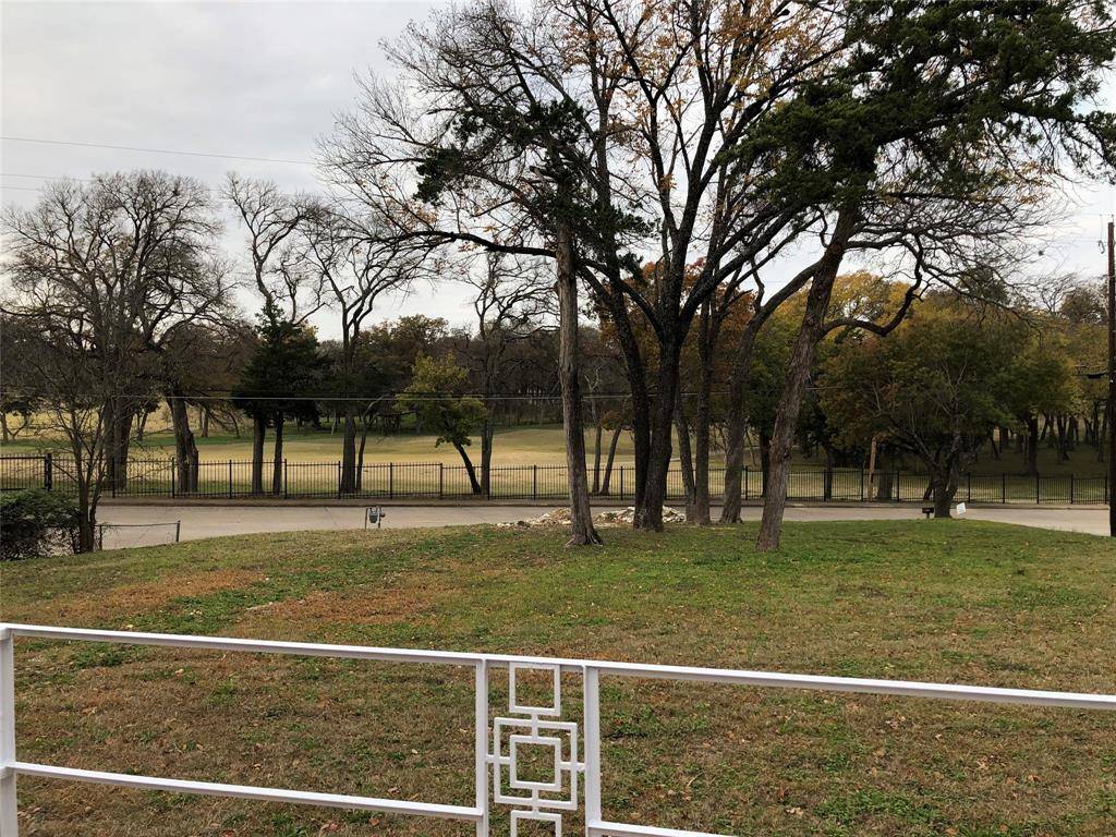 Dallas, TX 75216,1910 Bonnie View Road