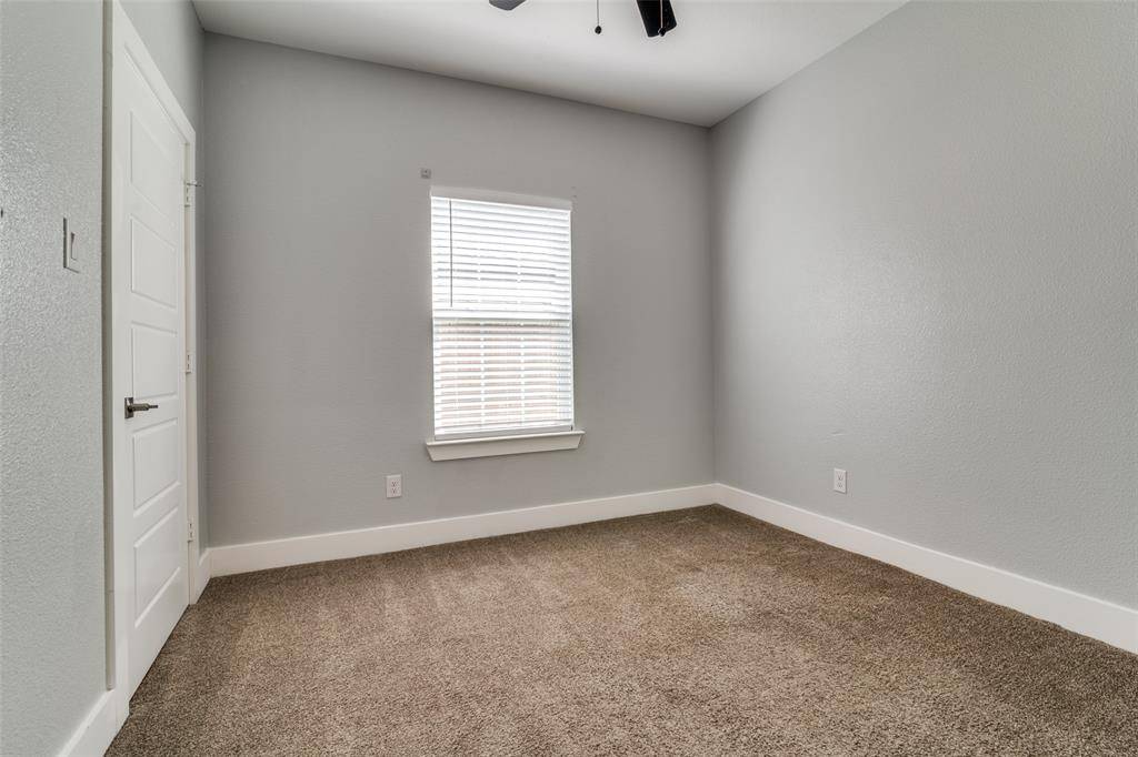 Dallas, TX 75216,4530 Solar Lane