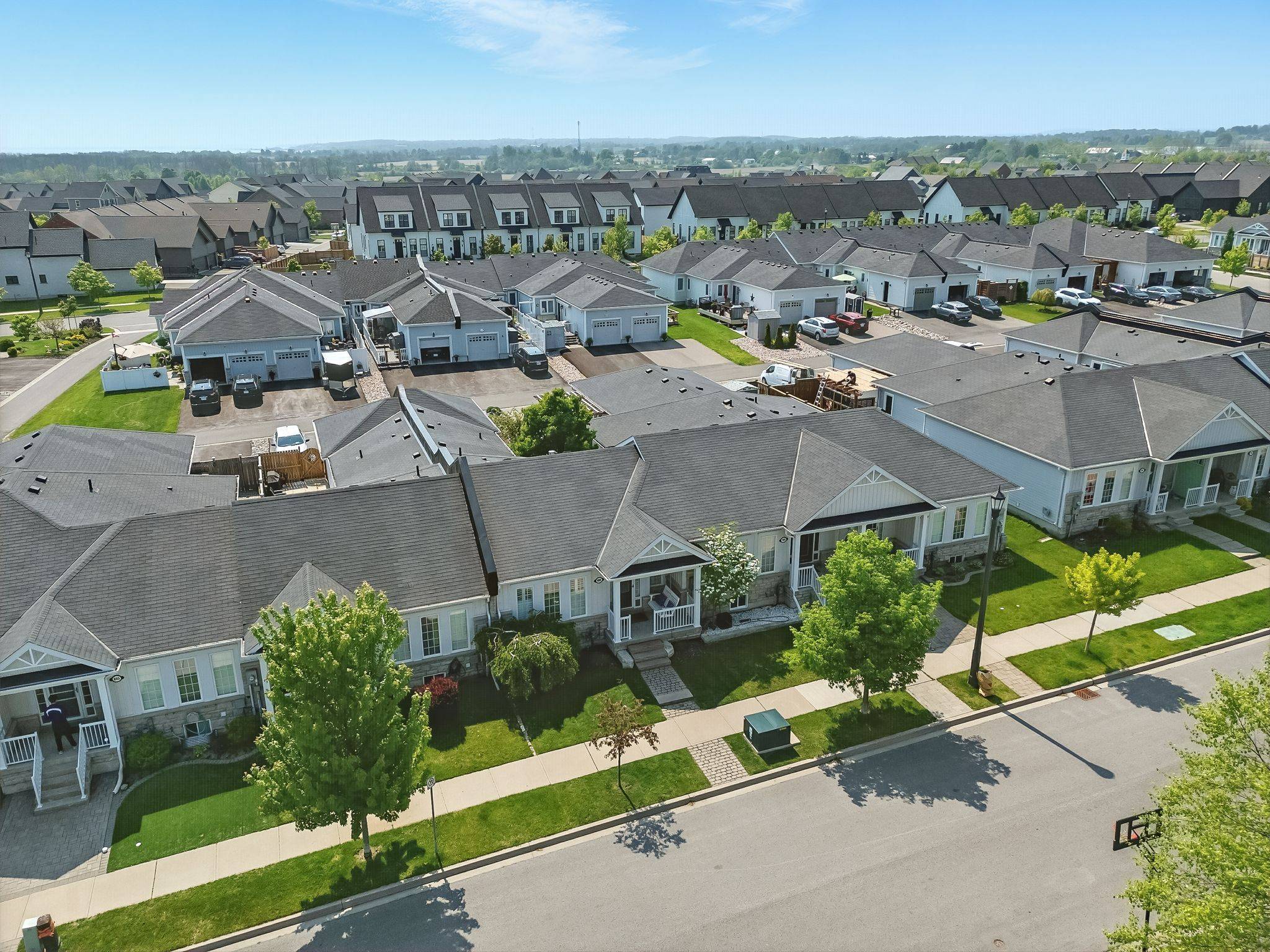 Cobourg, ON K9A 0J1,699 Henderson DR