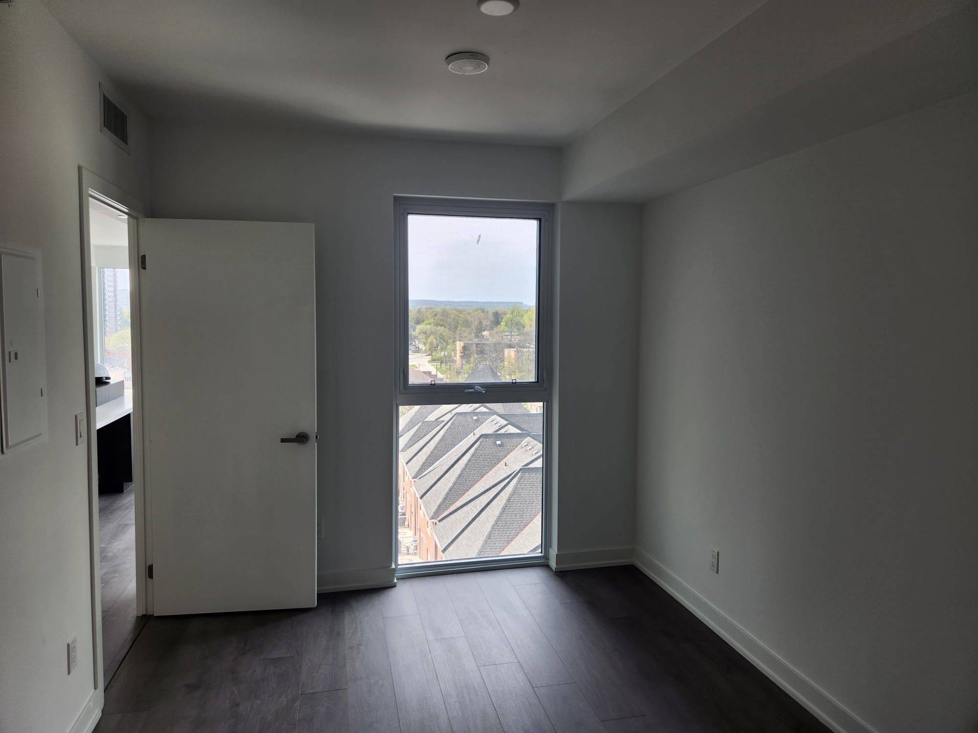 Burlington, ON L7R 0G9,370 Martha ST #711