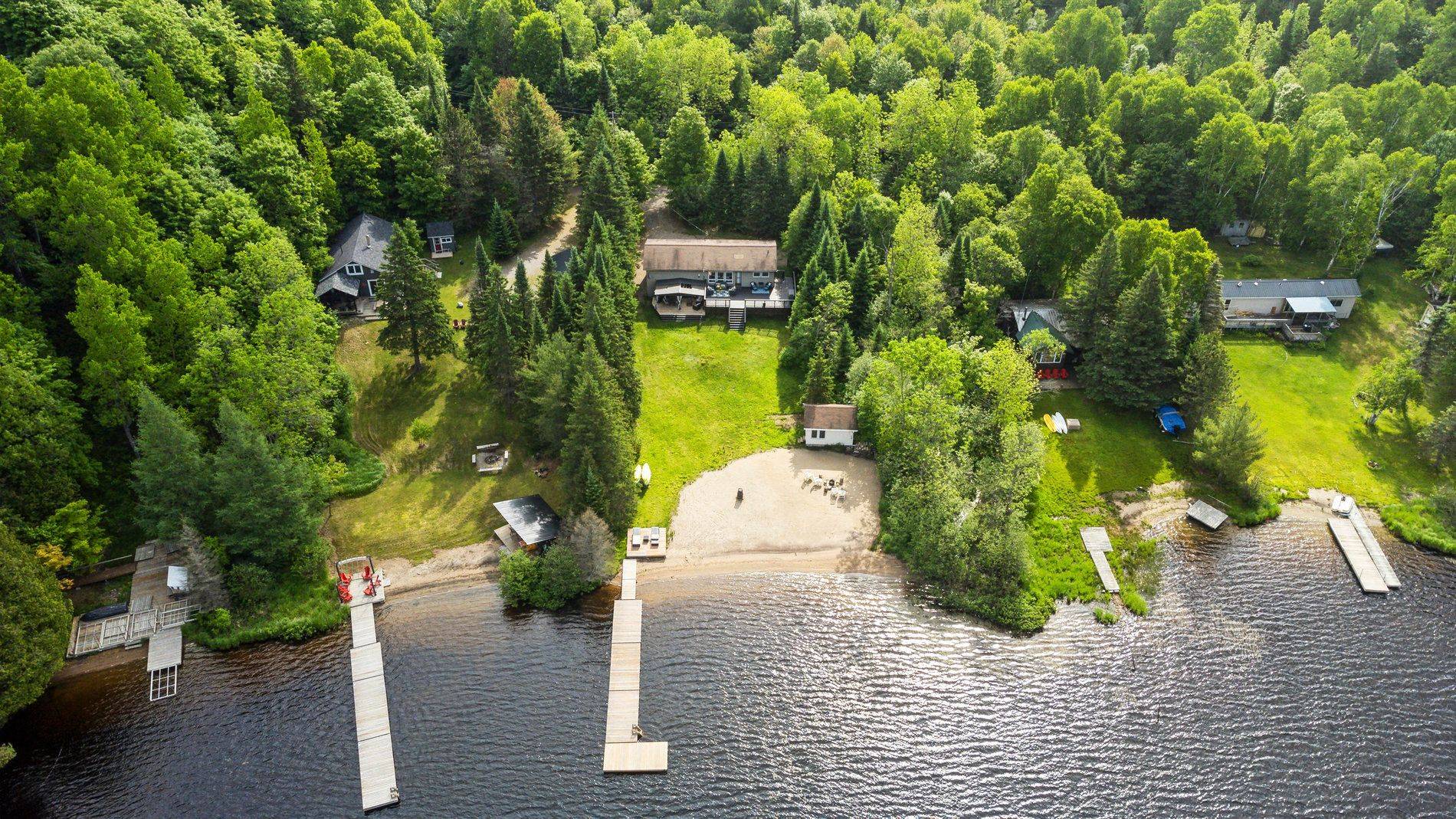 Magnetawan, ON P0A 1P0,344 East Whalley Lake RD