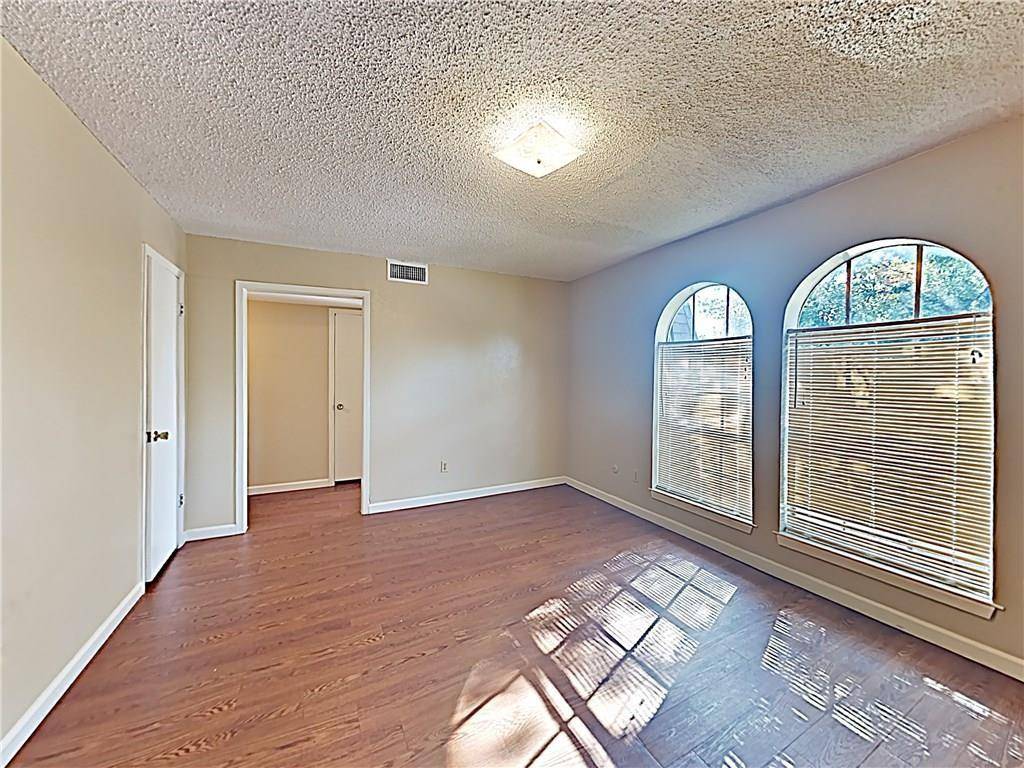Fort Worth, TX 76116,2917 Las Vegas Trail