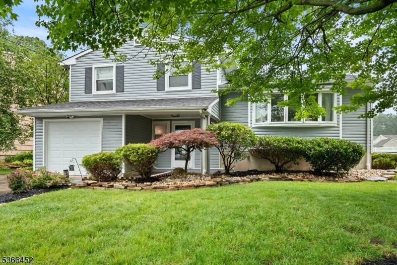 Metuchen Boro, NJ 08840,34 Connor Ave