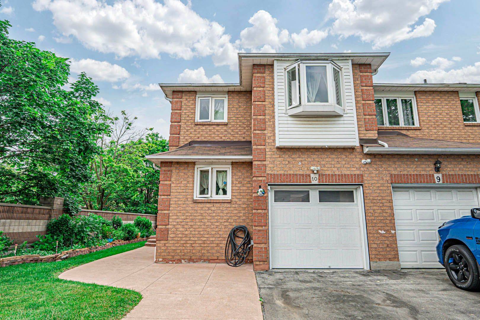 Brampton, ON L6Z 1P2,10 Shirley PL #10