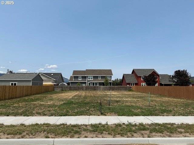 Island City, OR 97850,10604 Greg LN