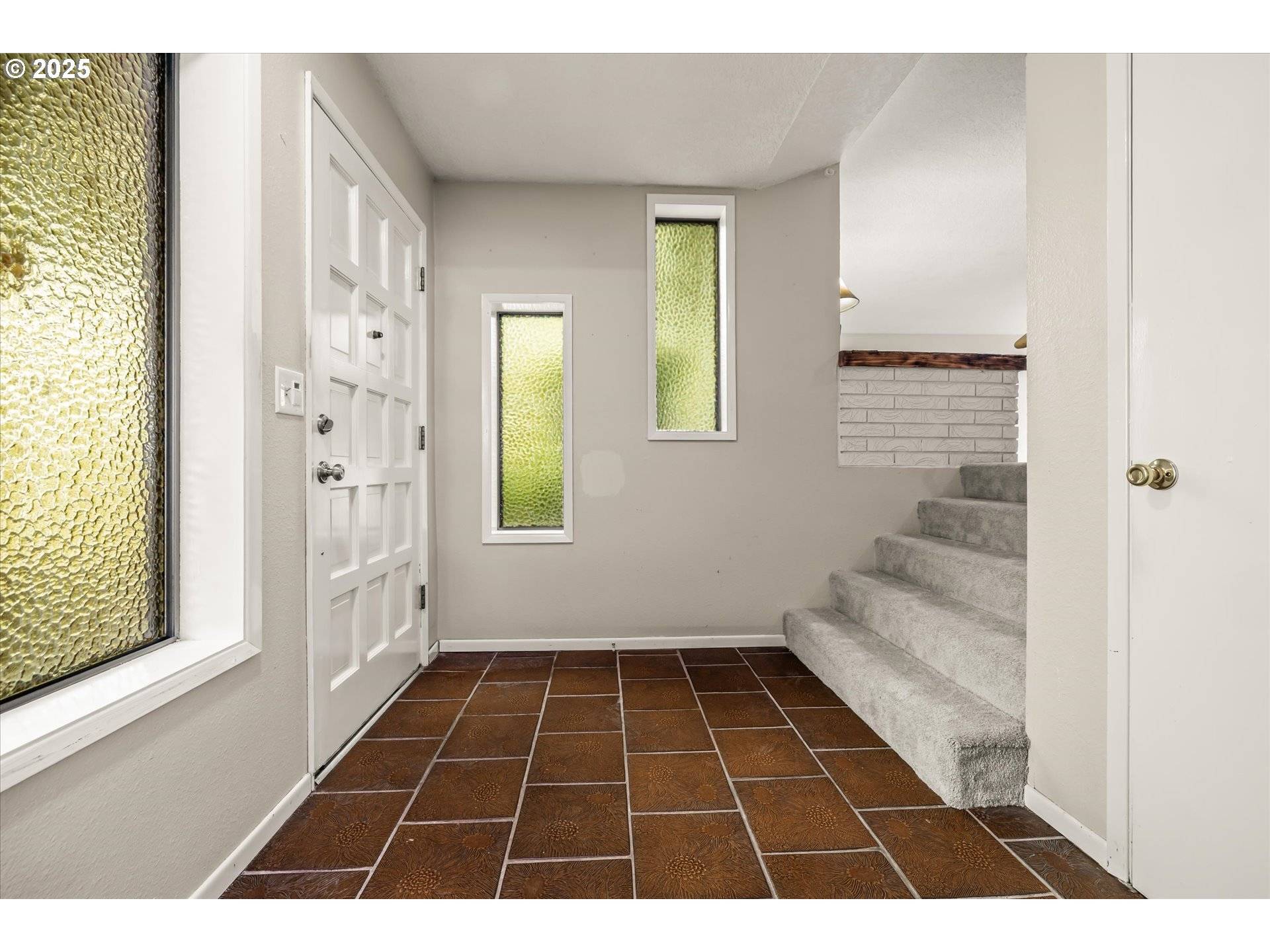 Milwaukie, OR 97267,16620 SE LADD CT