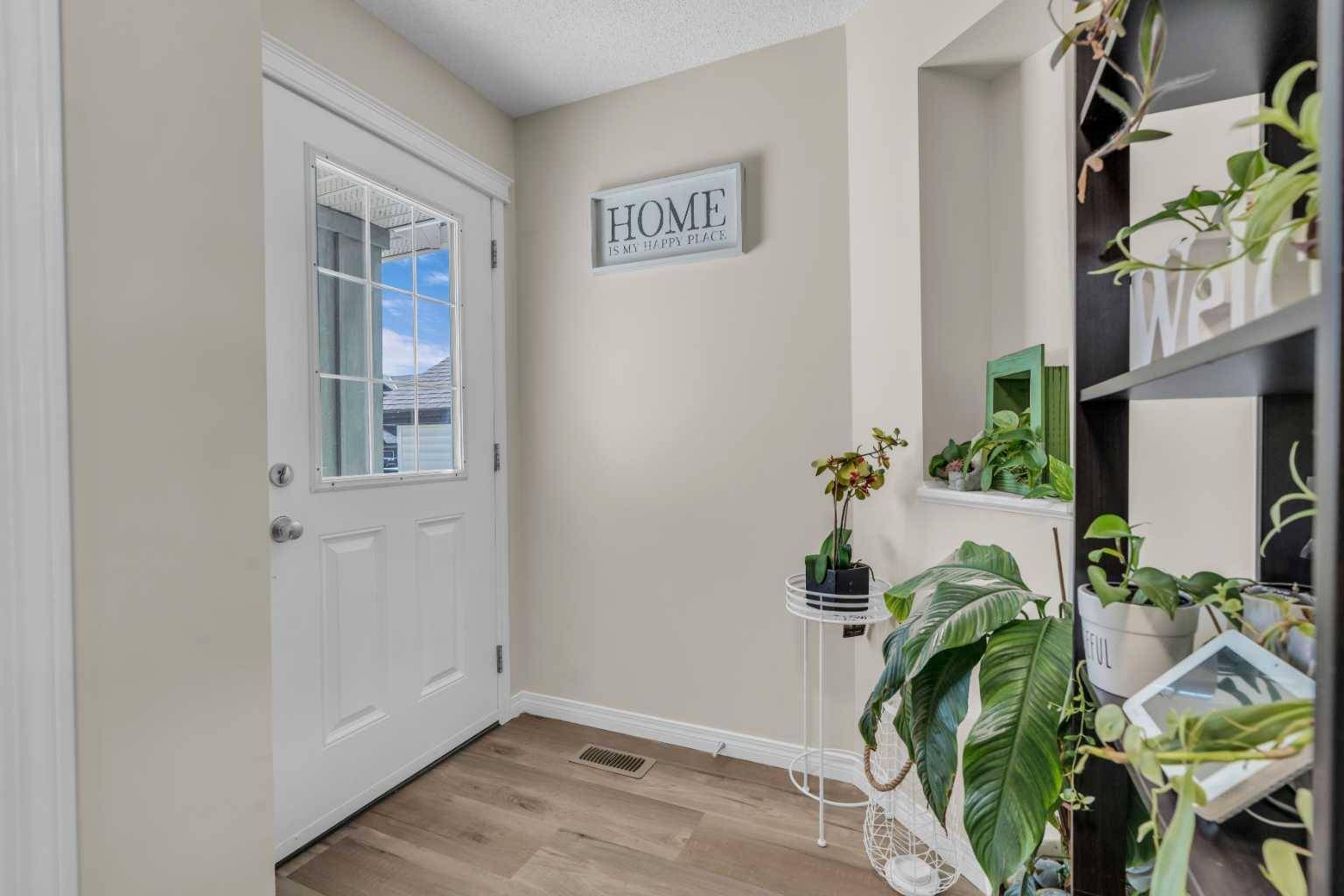 Calgary, AB T2Y 0E6,342 Bridleridge VW SW