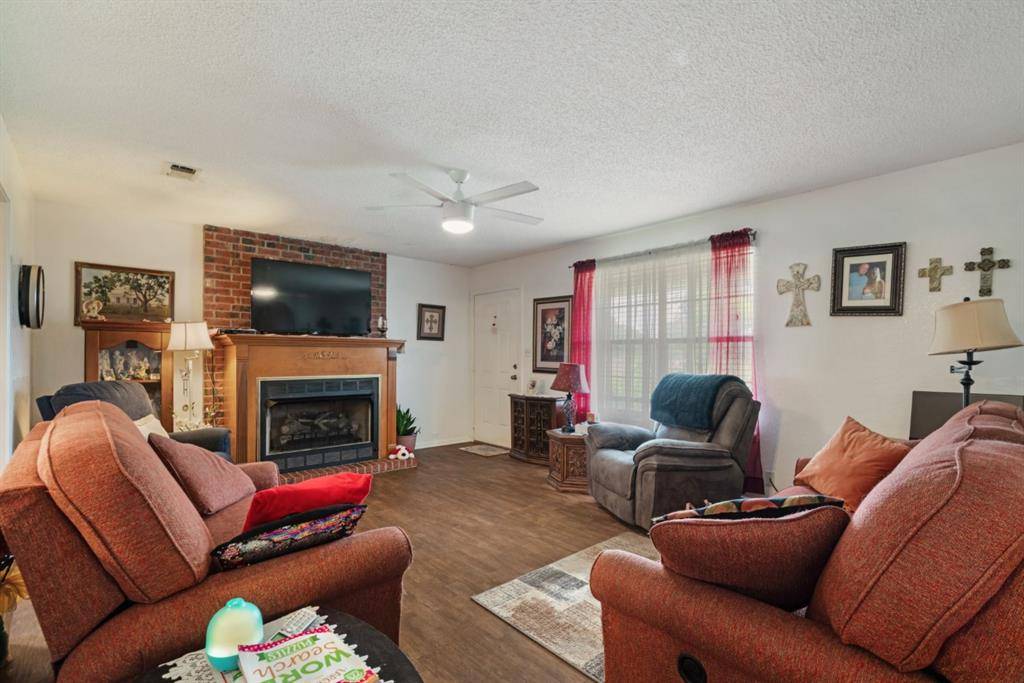 Paris, TX 75460,692 Farm Road 1506