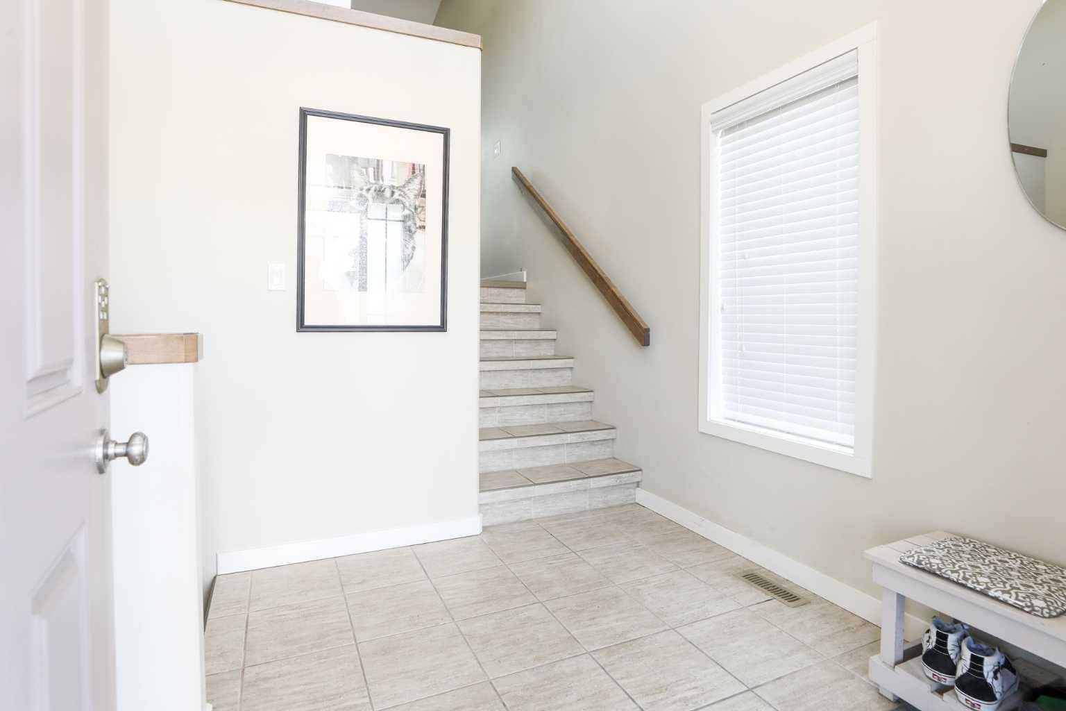 Lethbridge, AB T1H6Z7,147 Blackwolf WAY N
