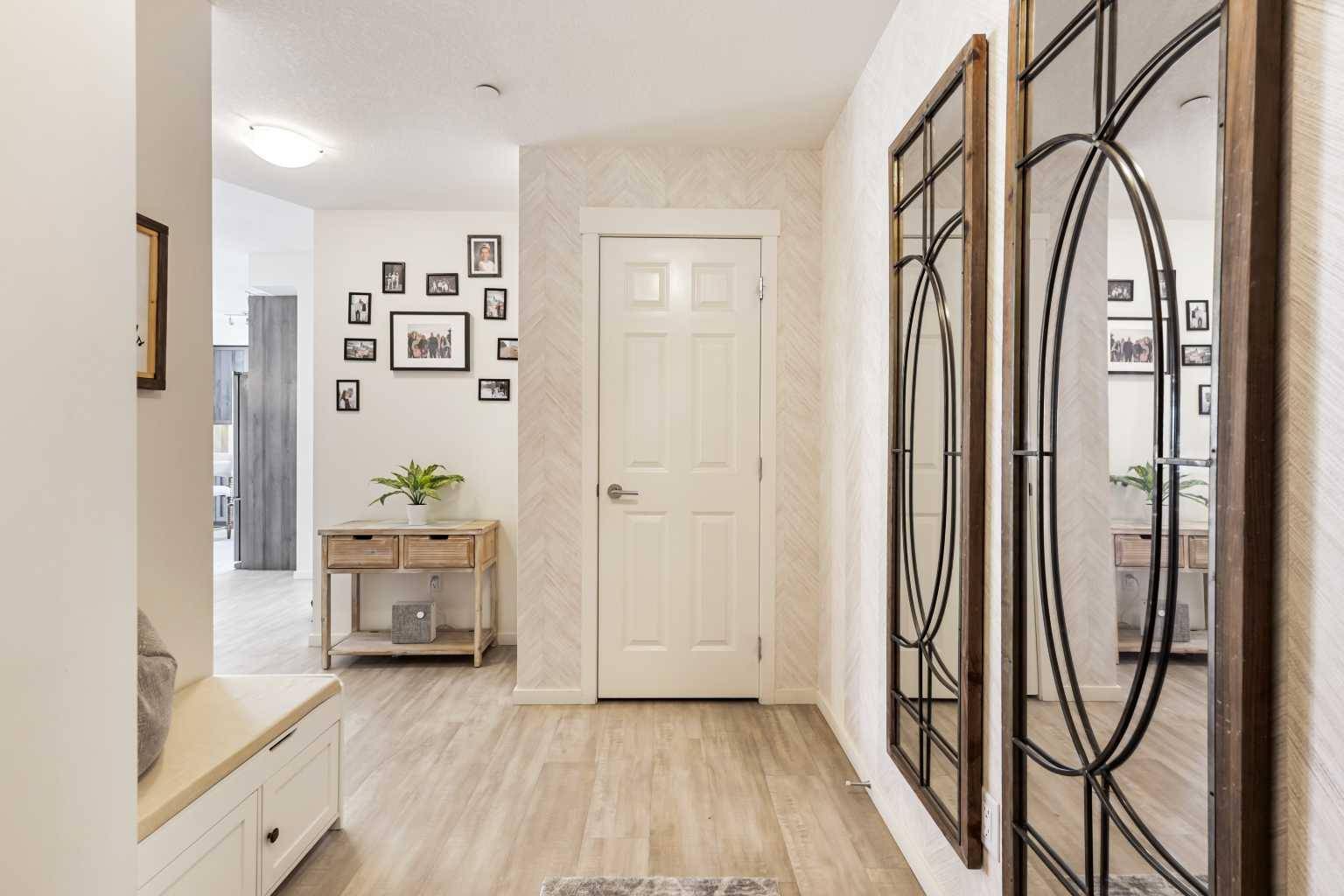 Calgary, AB T2X 4A4,151 Legacy Main ST SE #5117