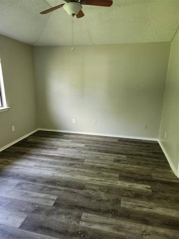 Lancaster, TX 75134,919 Cresthaven Drive