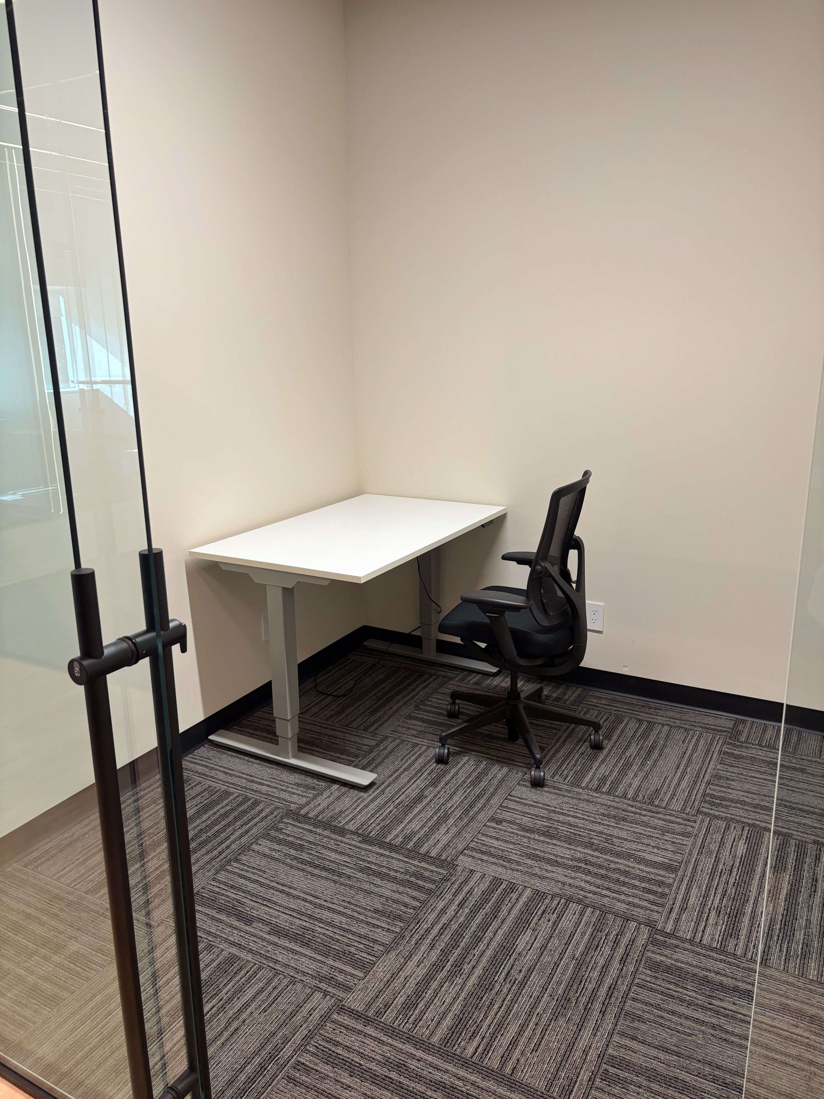 Mississauga, ON L5R 3R1,320 Matheson BLVD W #211-A