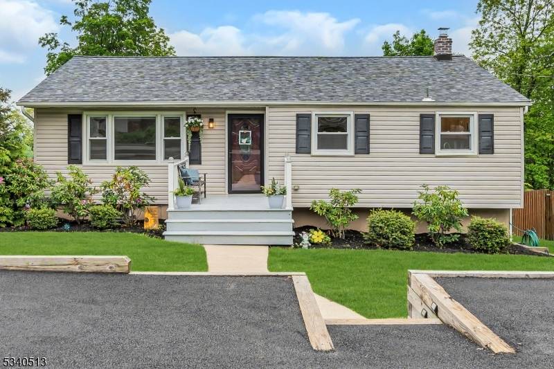 Mount Arlington Boro, NJ 07850,637 Bensel Dr