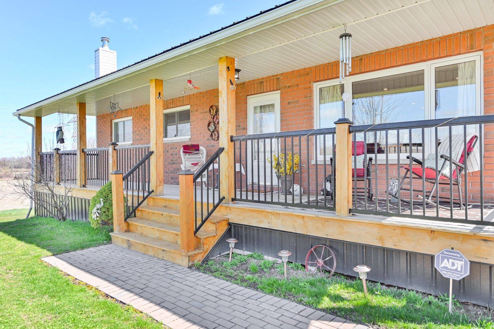 Quinte West, ON K8N 4Z5,1690 Wallbridge Loyalist RD
