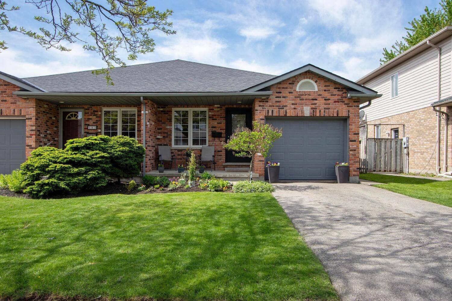 Stratford, ON N5A 7R6,595 Hibernia ST