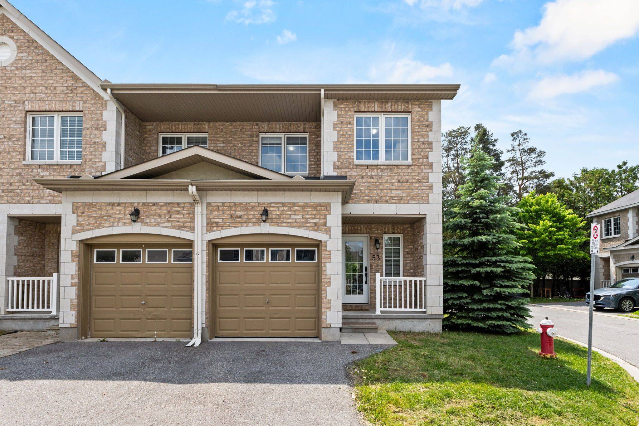 Barrhaven, ON K2J 0J5,53 Dundalk Private