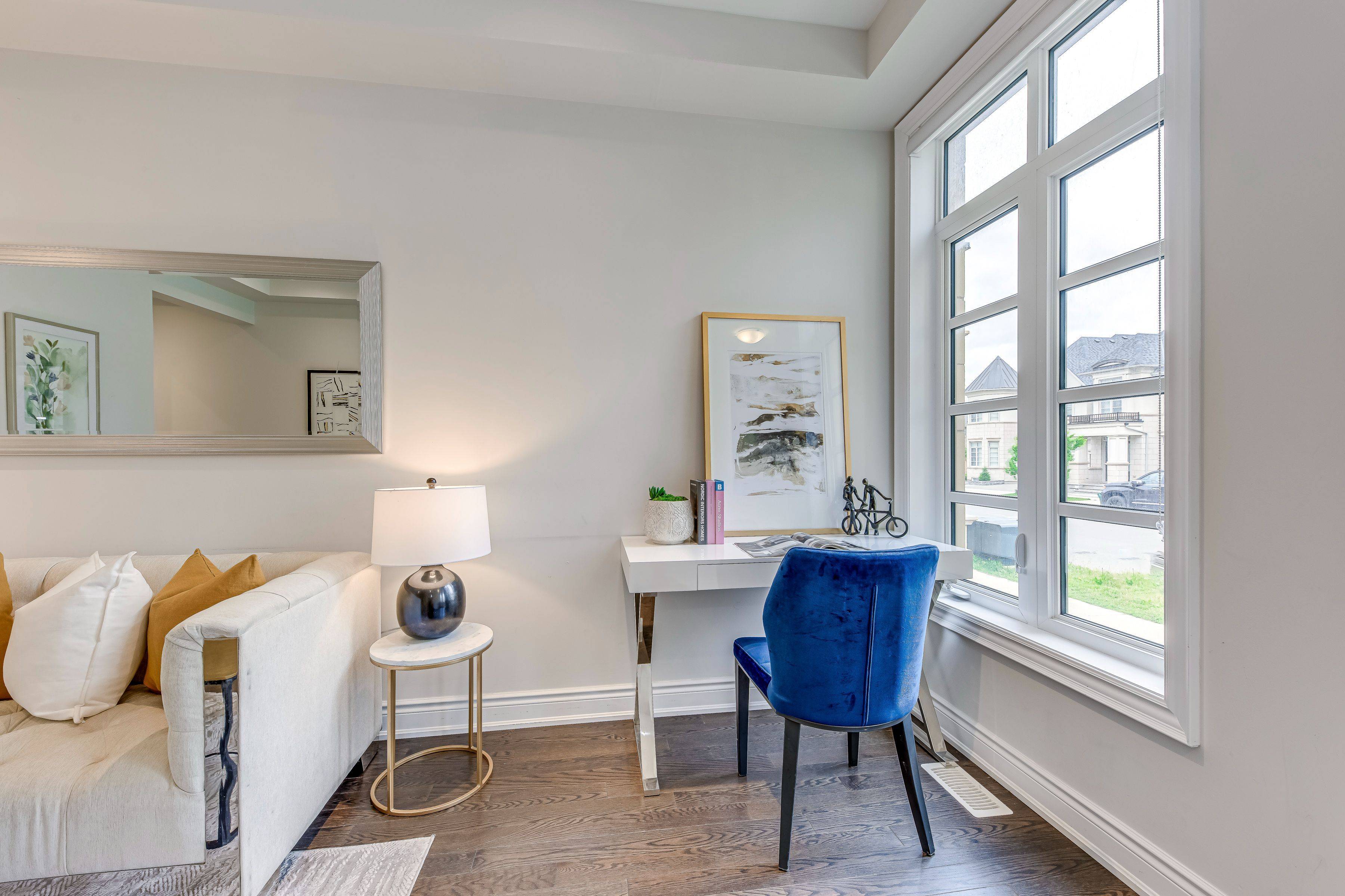 Oakville, ON L6H 7C5,3234 Post RD