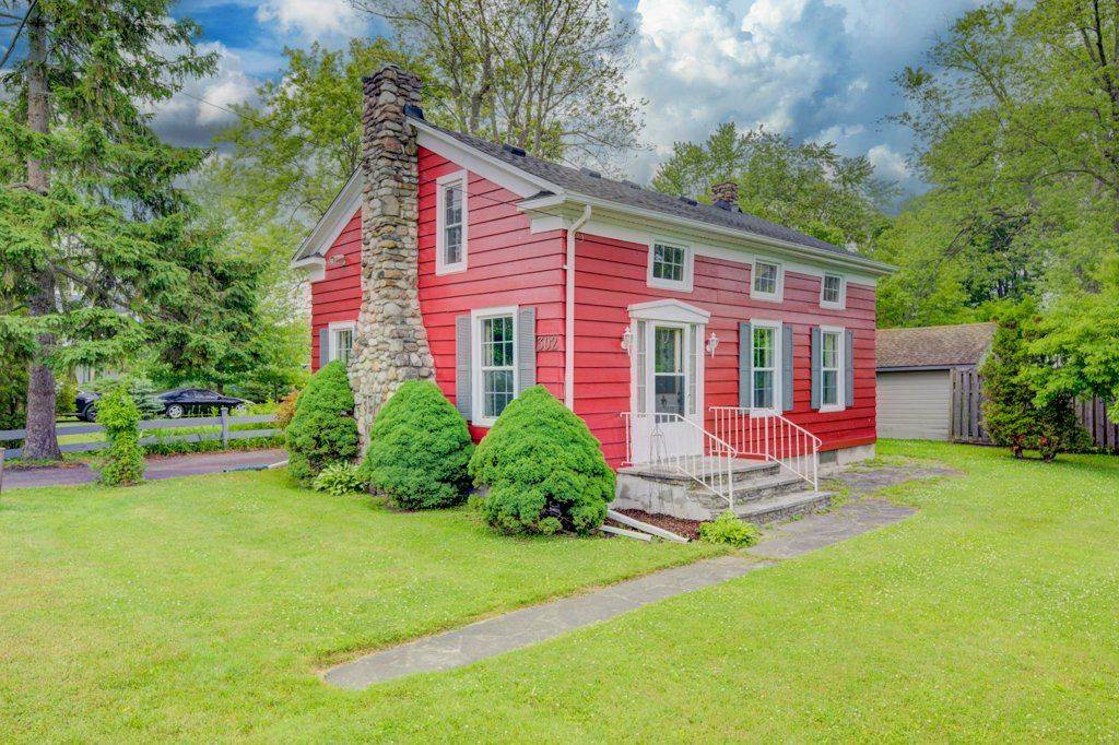 Fort Erie, ON L2A 4L7,302 Beachview AVE