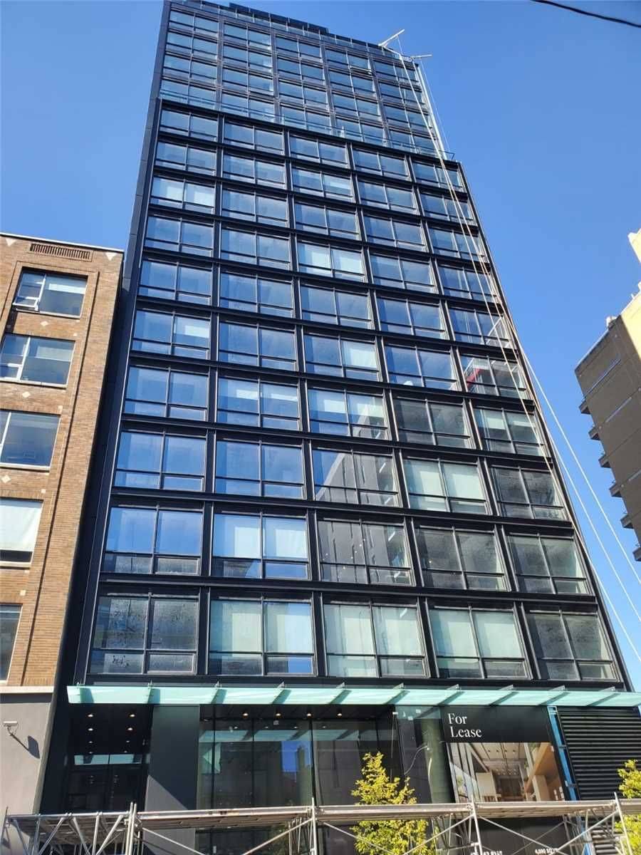 Toronto C01, ON M5V 1Y1,458 Richmond ST W #705