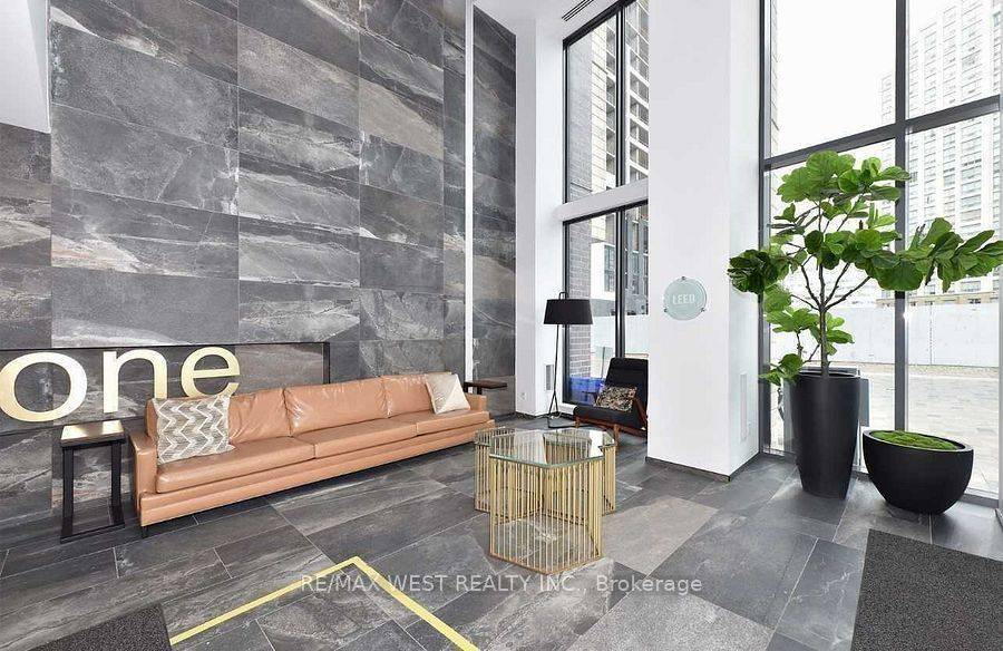 Toronto W08, ON M9B 0C3,20 Thomas Riley RD #1208