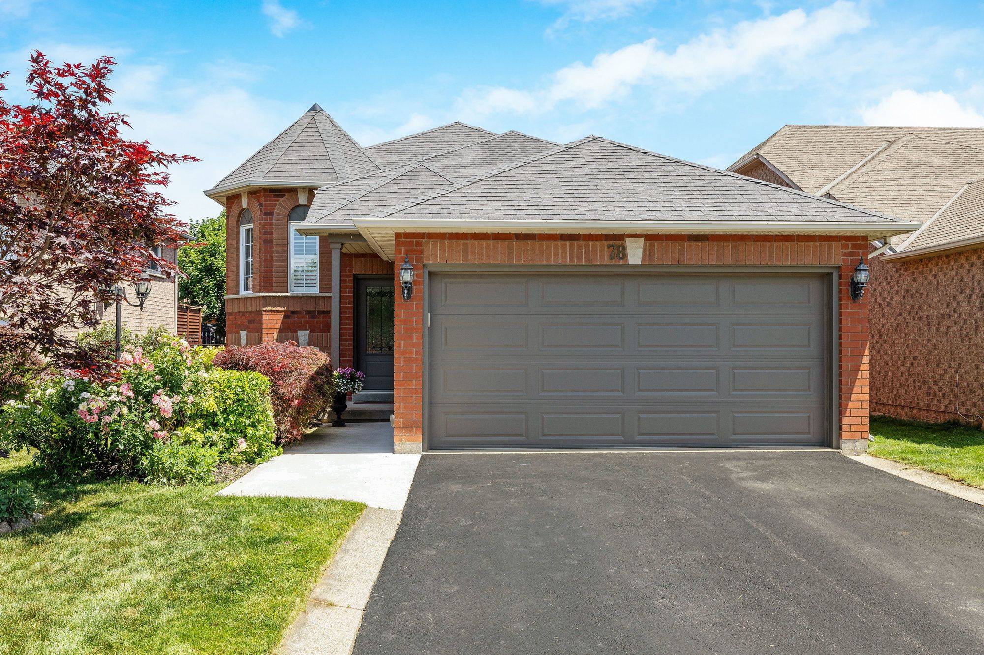 Halton Hills, ON L7G 5R9,78 Harley AVE