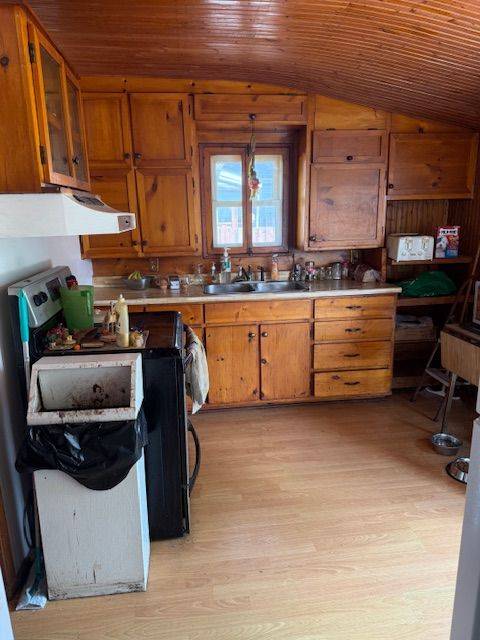 London East, ON N5Z 2M6,78 ST JULIEN ST