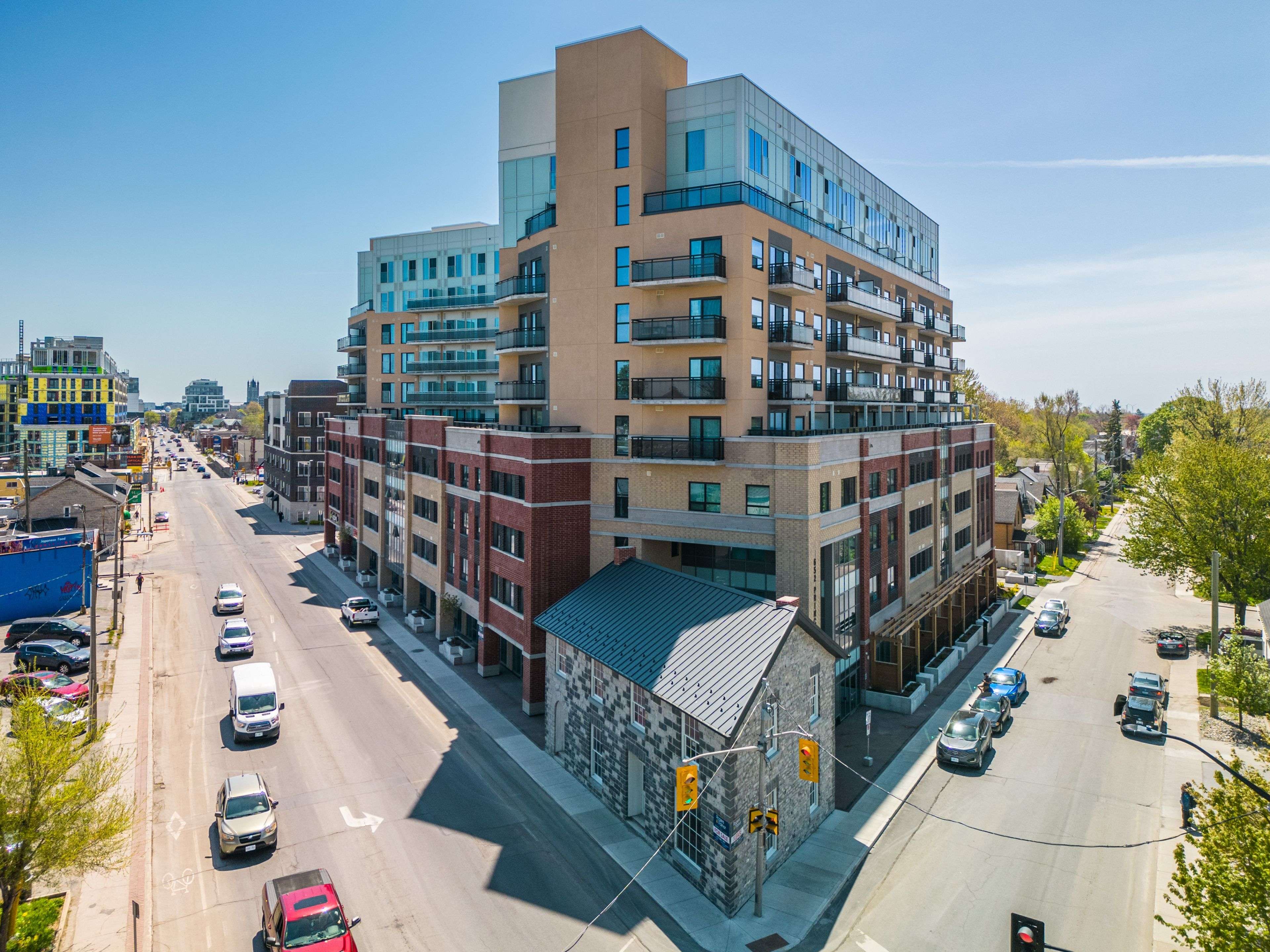 Kingston, ON K7L 1E5,652 Princess ST #1023