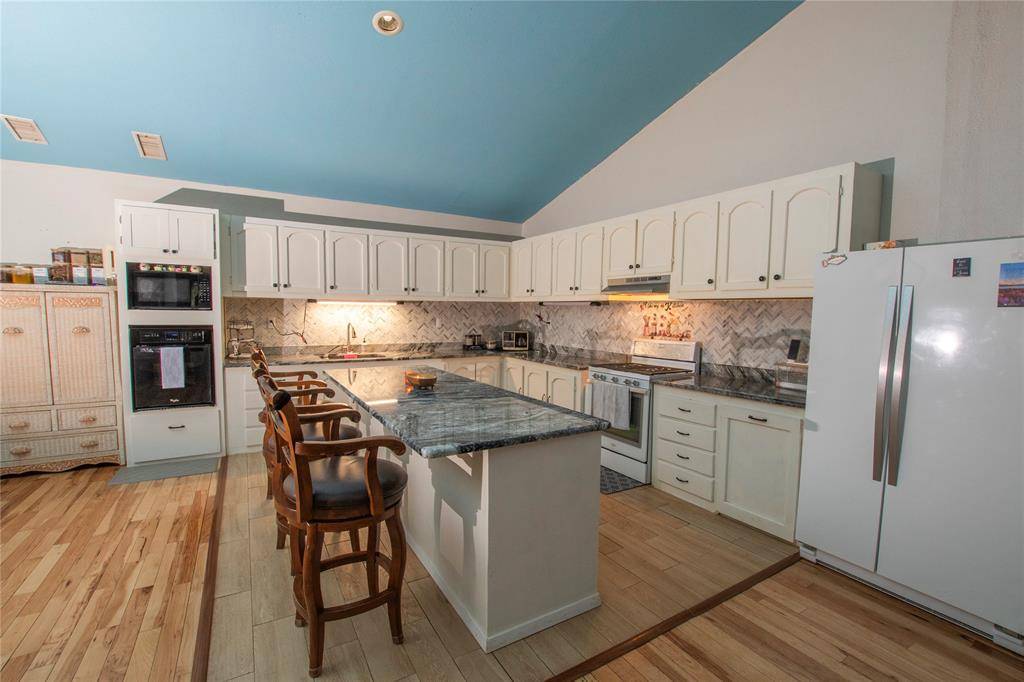 Brownwood, TX 76801,1115 County Road 147