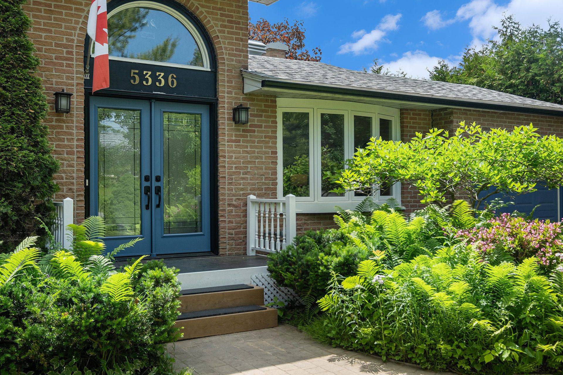 Manotick - Kars - Rideau Twp And Area, ON K4M 1E5,5336 McLean CRES