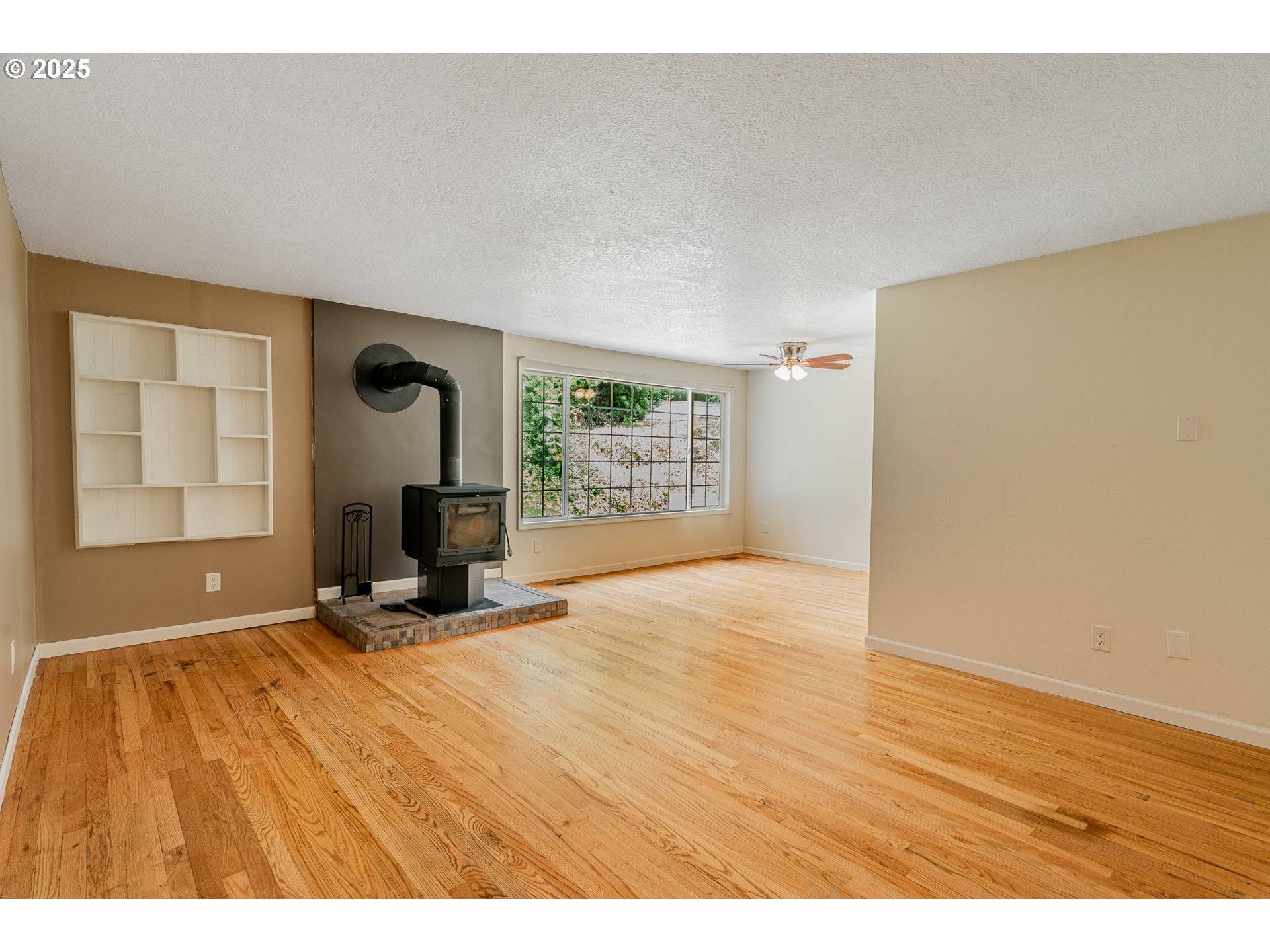 Milwaukie, OR 97267,6593 SE THIESSEN RD