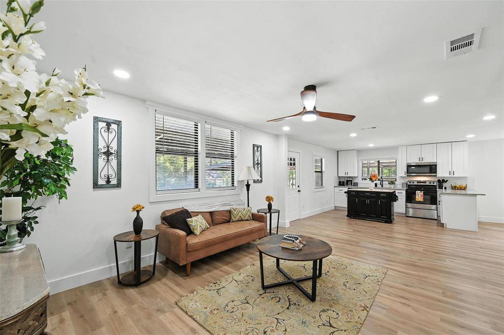 Weatherford, TX 76086,1223 E Bankhead Drive