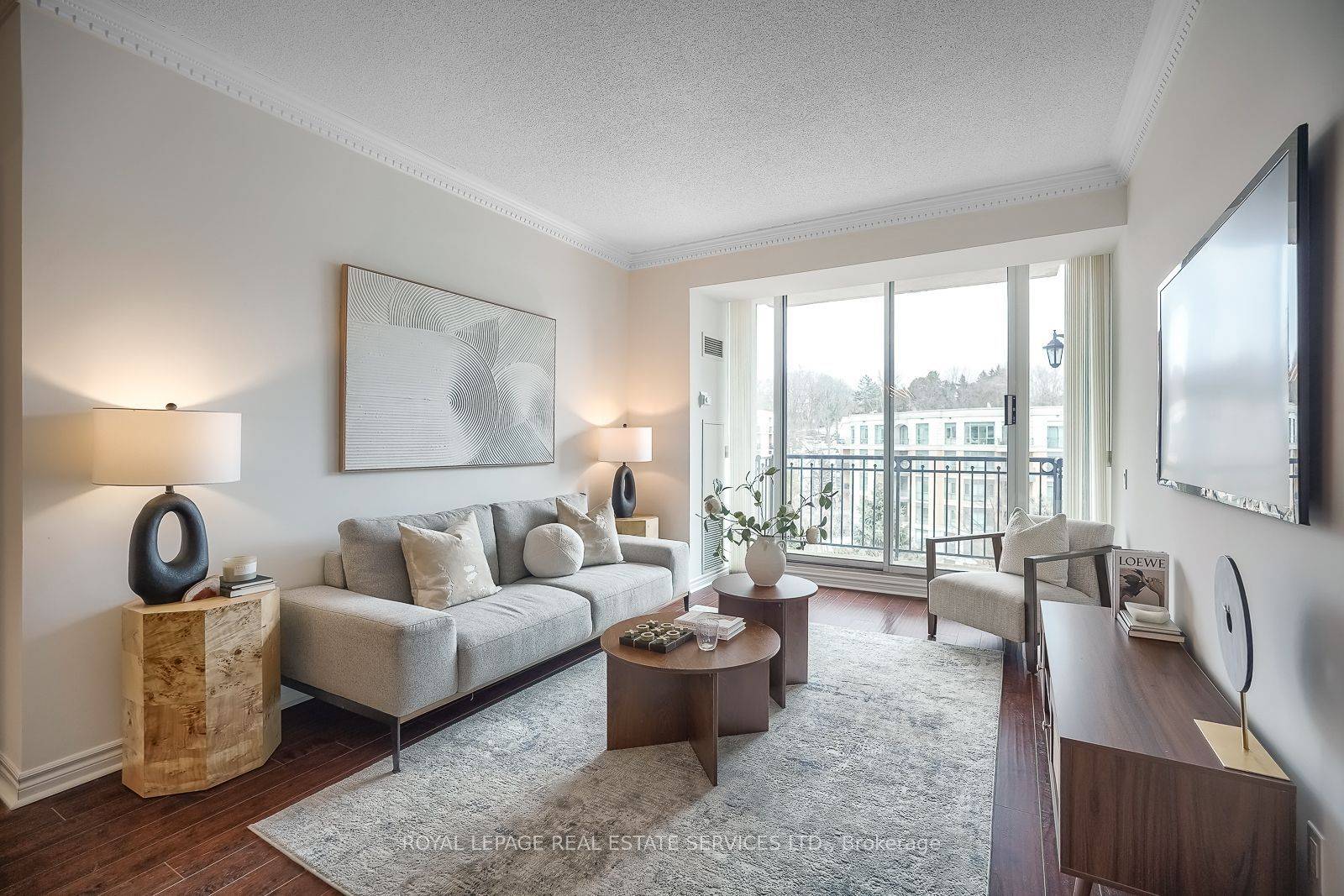Toronto C12, ON M2P 2G6,18 William Carson CRES E #811