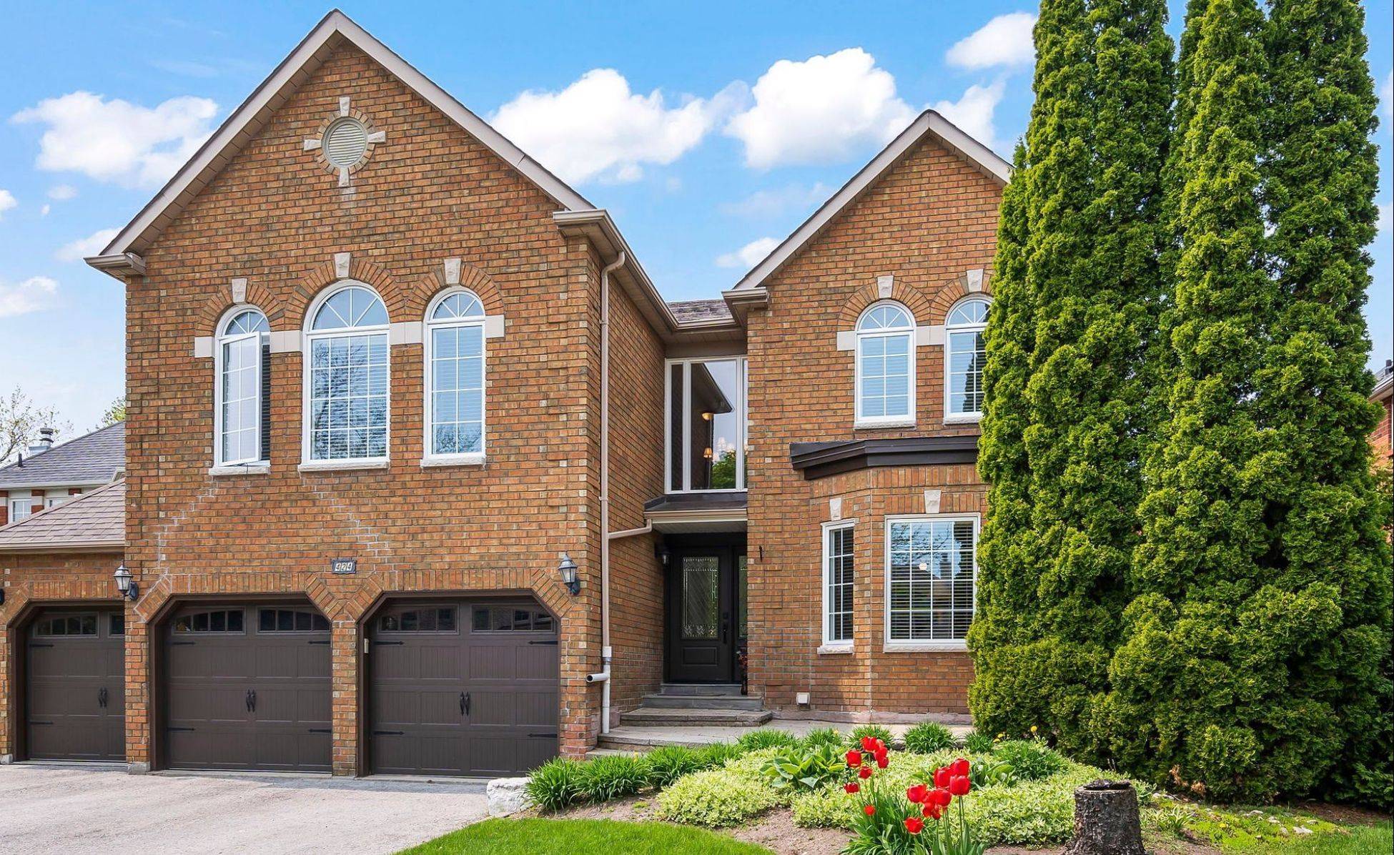 Newmarket, ON L3X 1T5,424 Mccaffrey RD