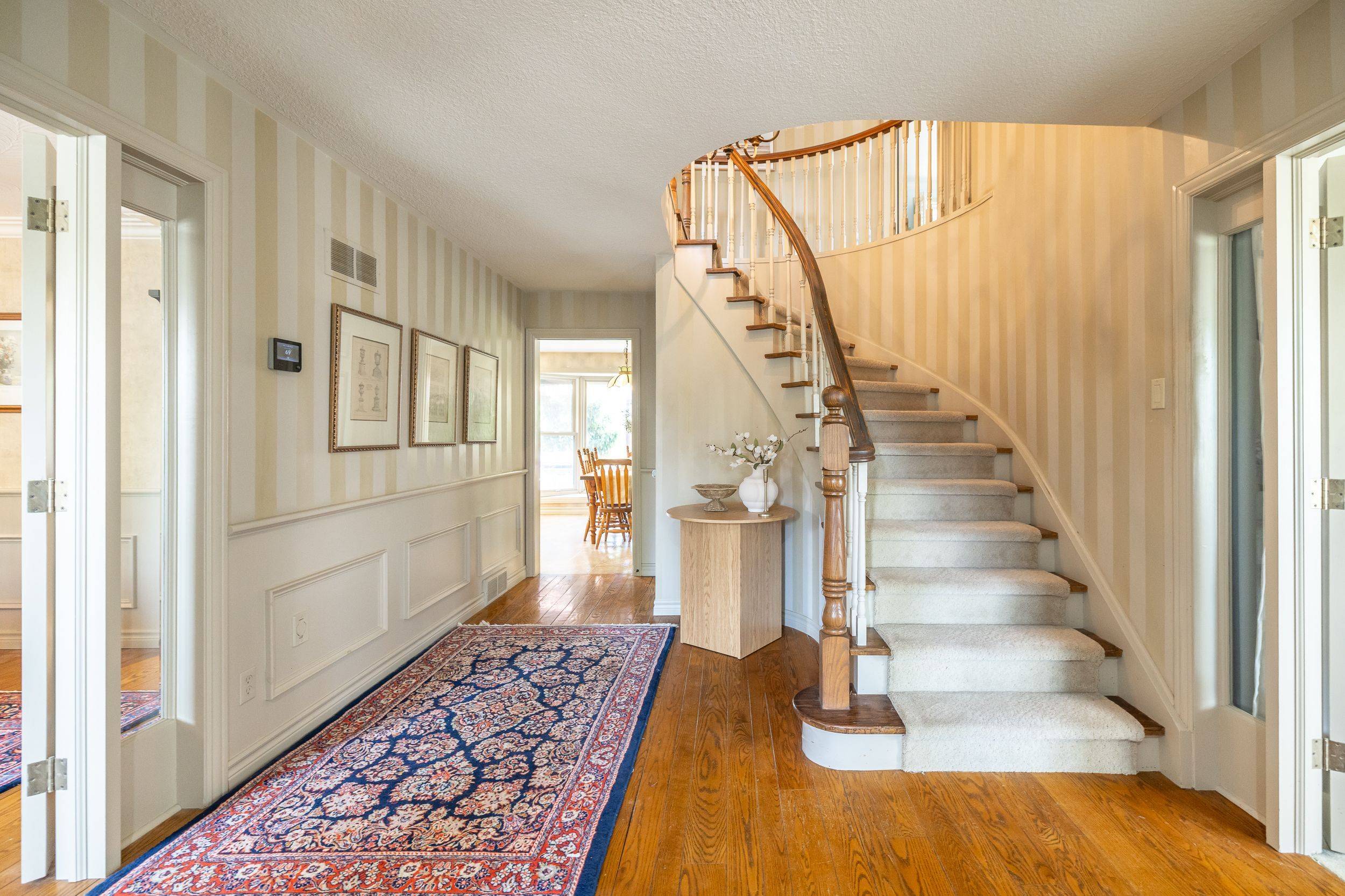 Guelph, ON N1G 2M4,27 Colborn ST